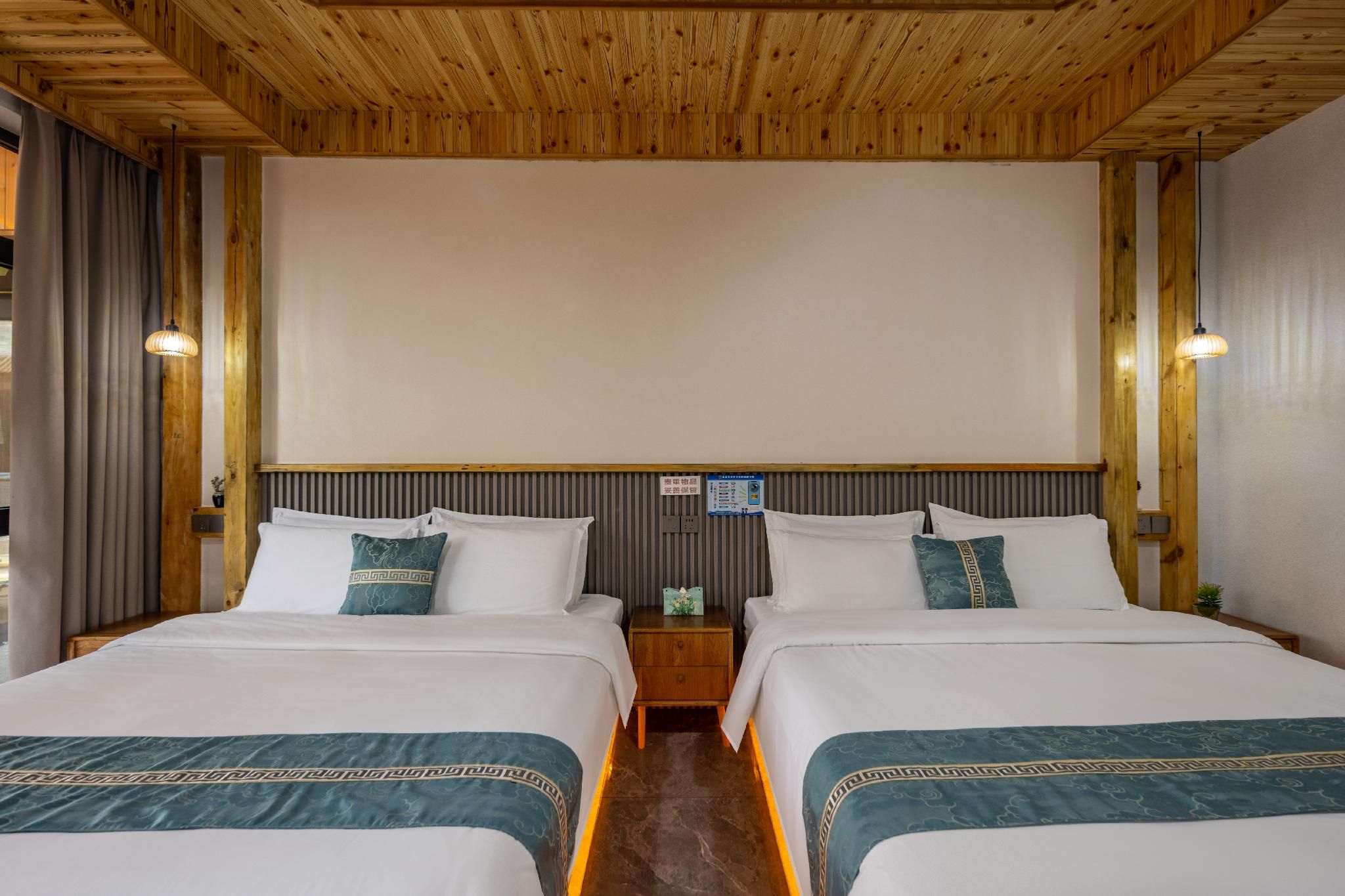 Floral Hotel Rizhao Shanhai Luoxi Homestay Hotel