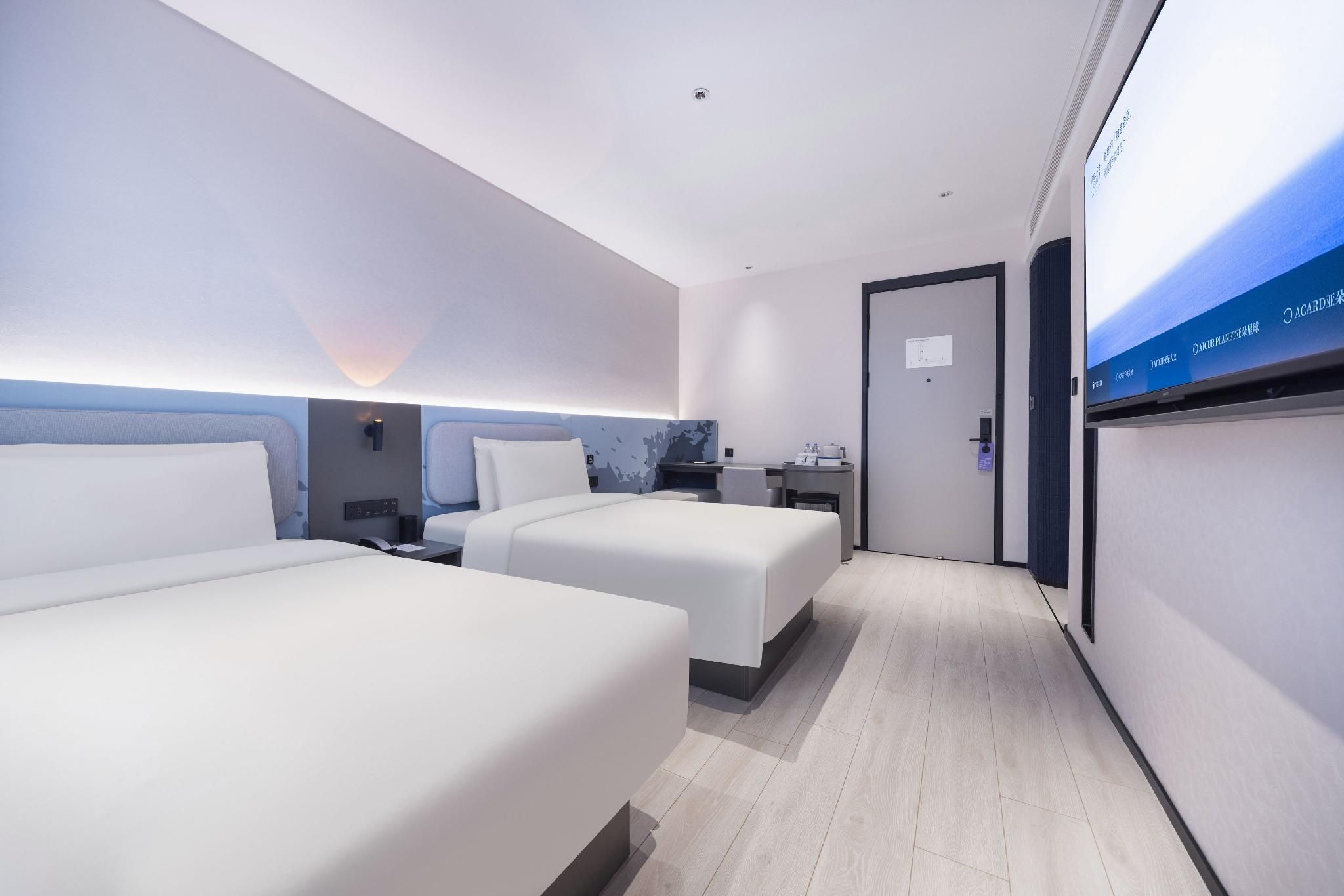 Light Twin Room