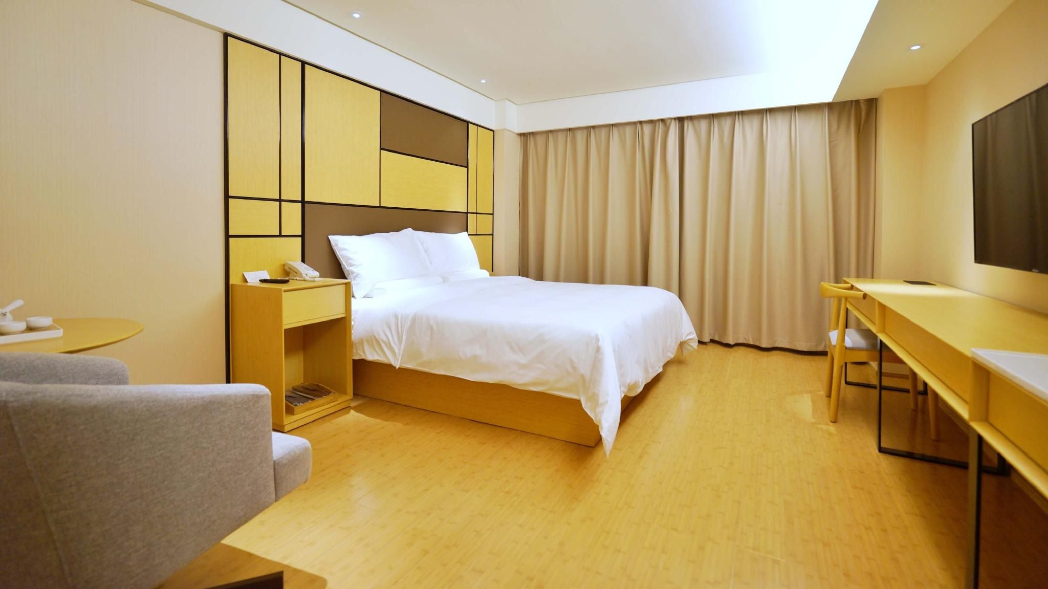 Huazhu - Business Bed Room