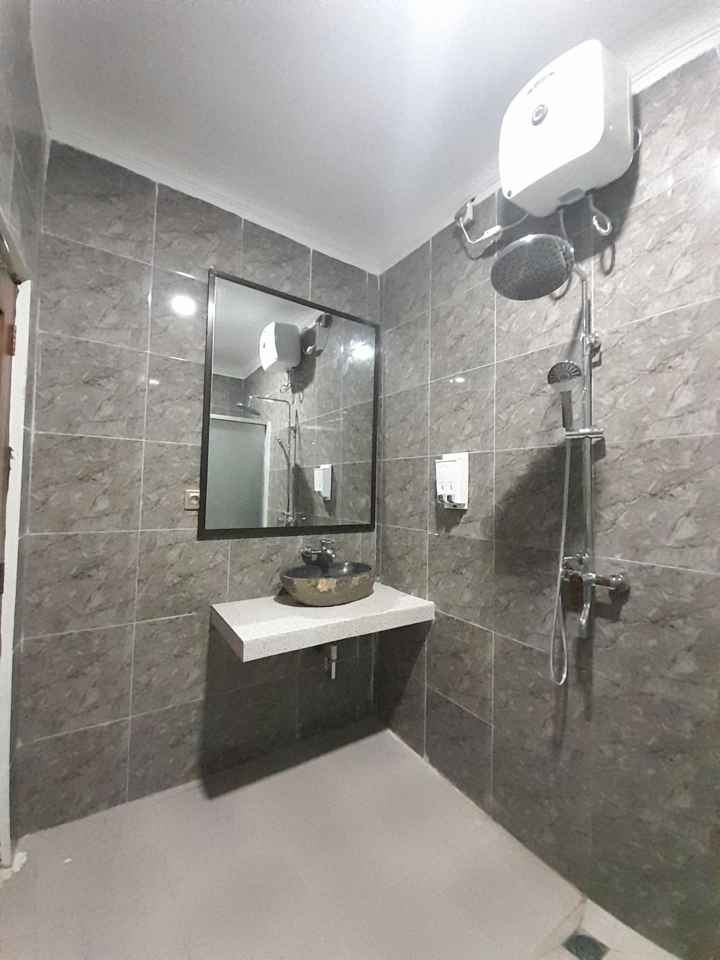 Double Standard Non-Smoking