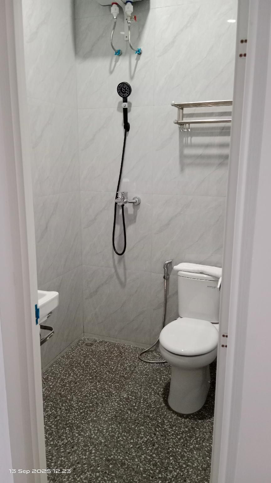 Deluxe - 1 Queen Bed