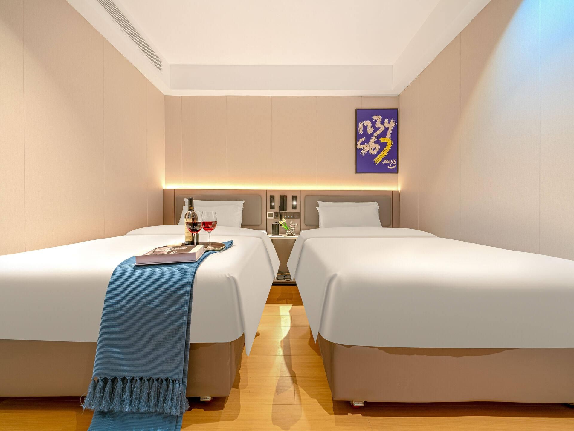 WH - New 7 Days Zizai Twin Room