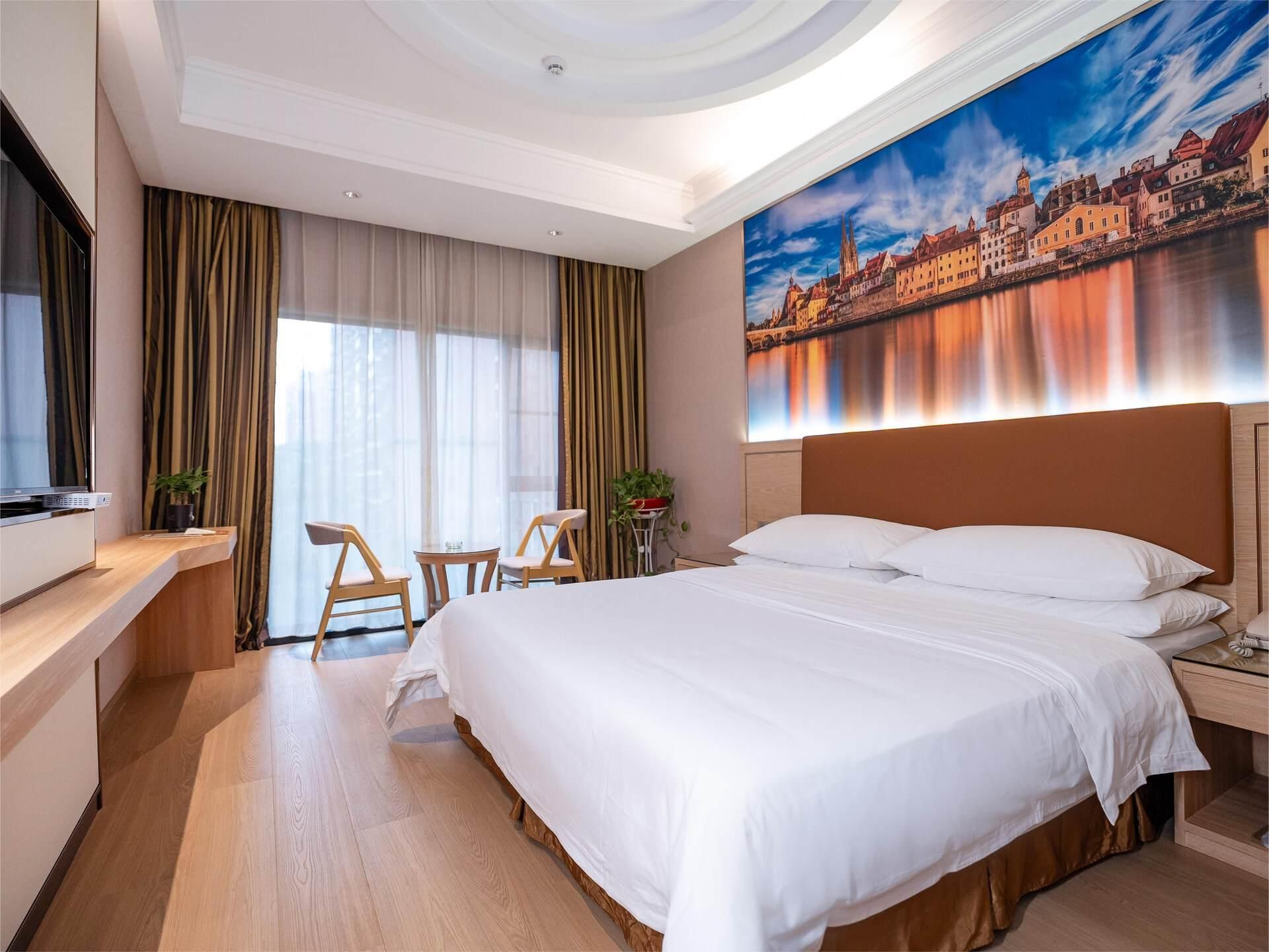 Vienna Classic Hotel Chibi High Speed Railway Station Business King Room