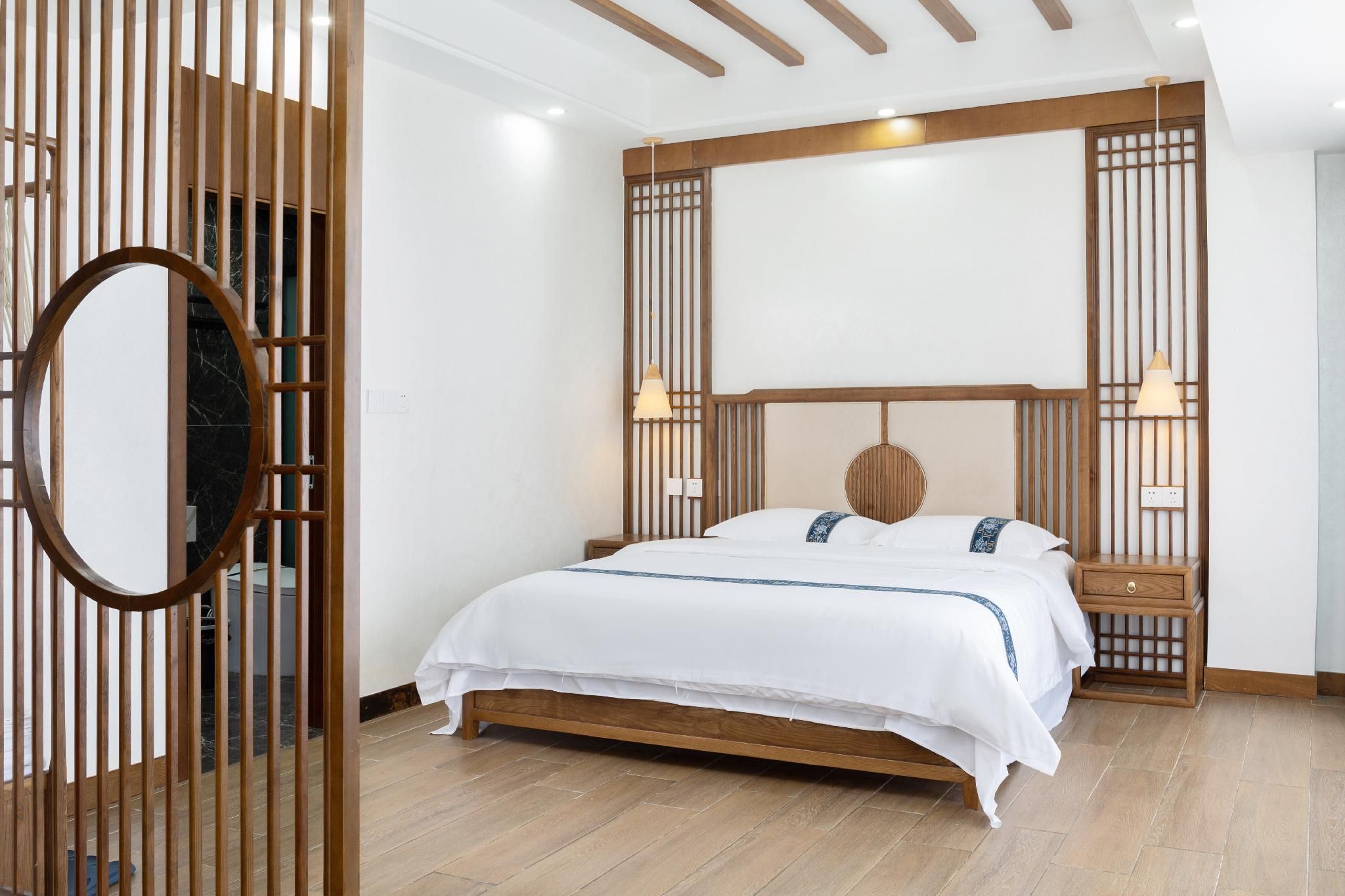 Floral Hotel Yujian Pusu Homestay Hengyang Nanyue Scenic Area Dadian Room with Queen Bed