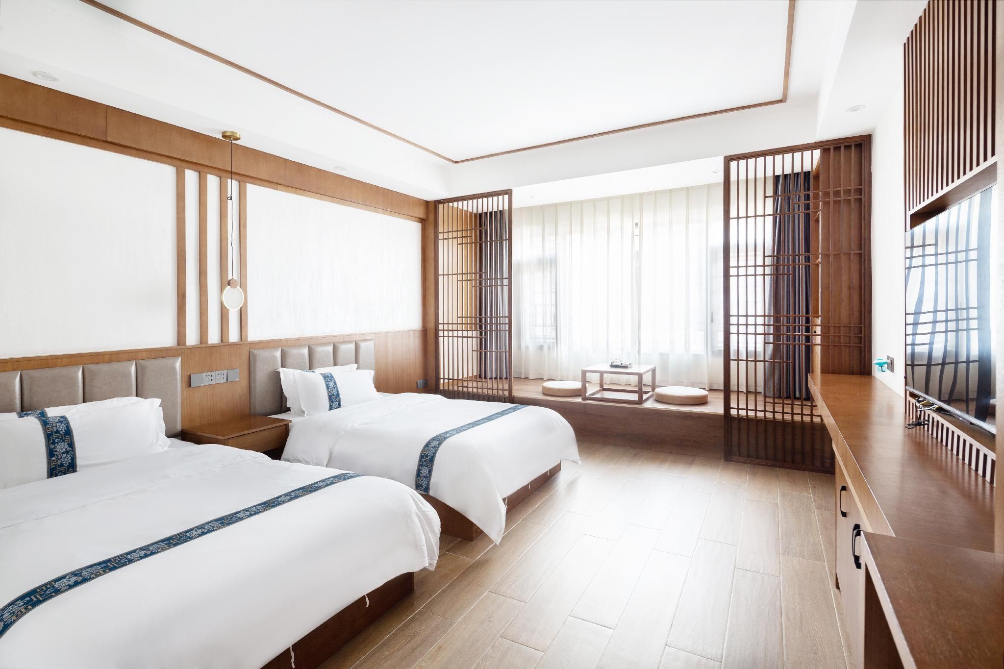 Floral Hotel Yujian Pusu Homestay Hengyang Nanyue Scenic Area Dadian Twin Room with Bath and Toilet