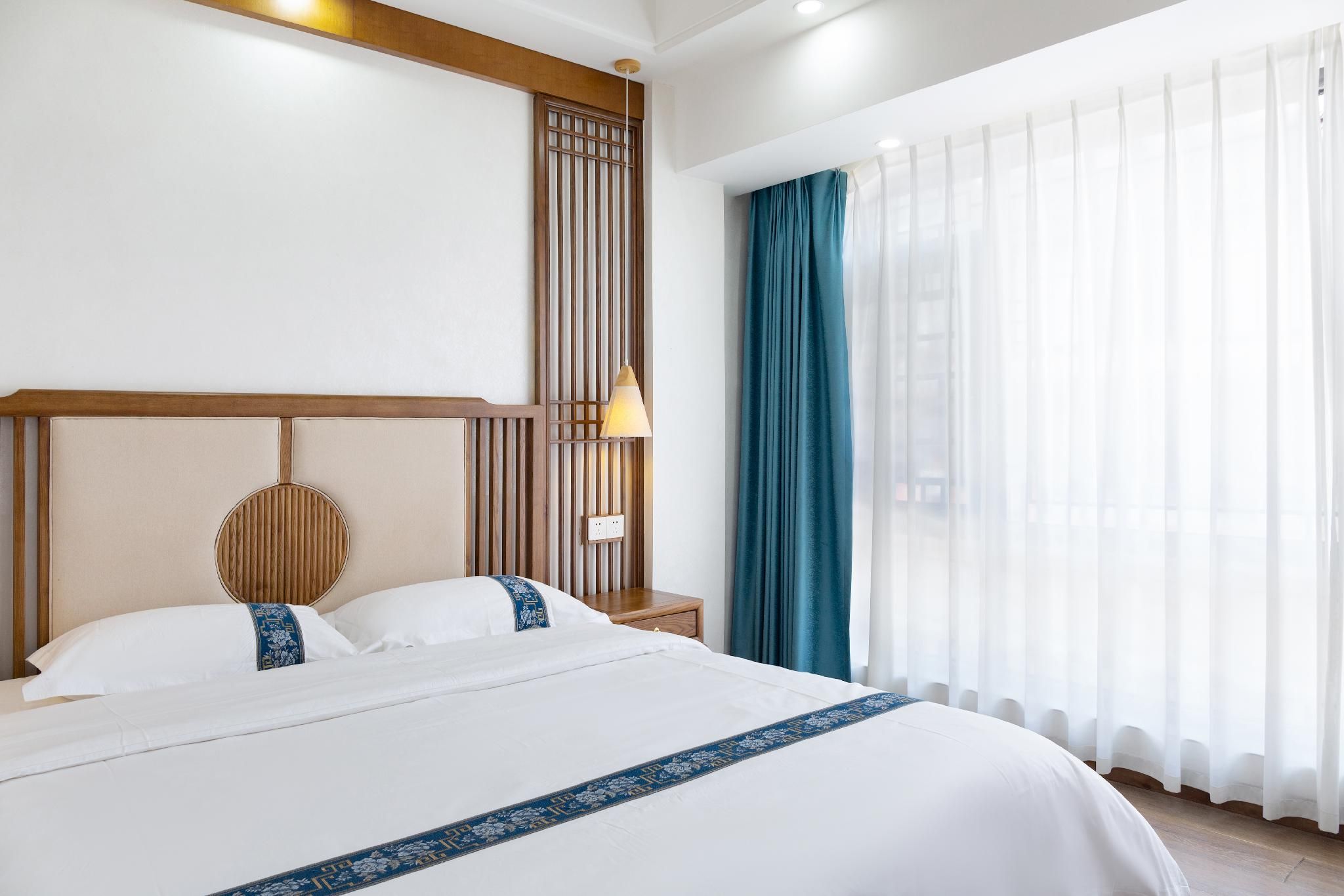 Floral Hotel Yujian Pusu Homestay Hengyang Nanyue Scenic Area Dadian Room with Queen Bed 2