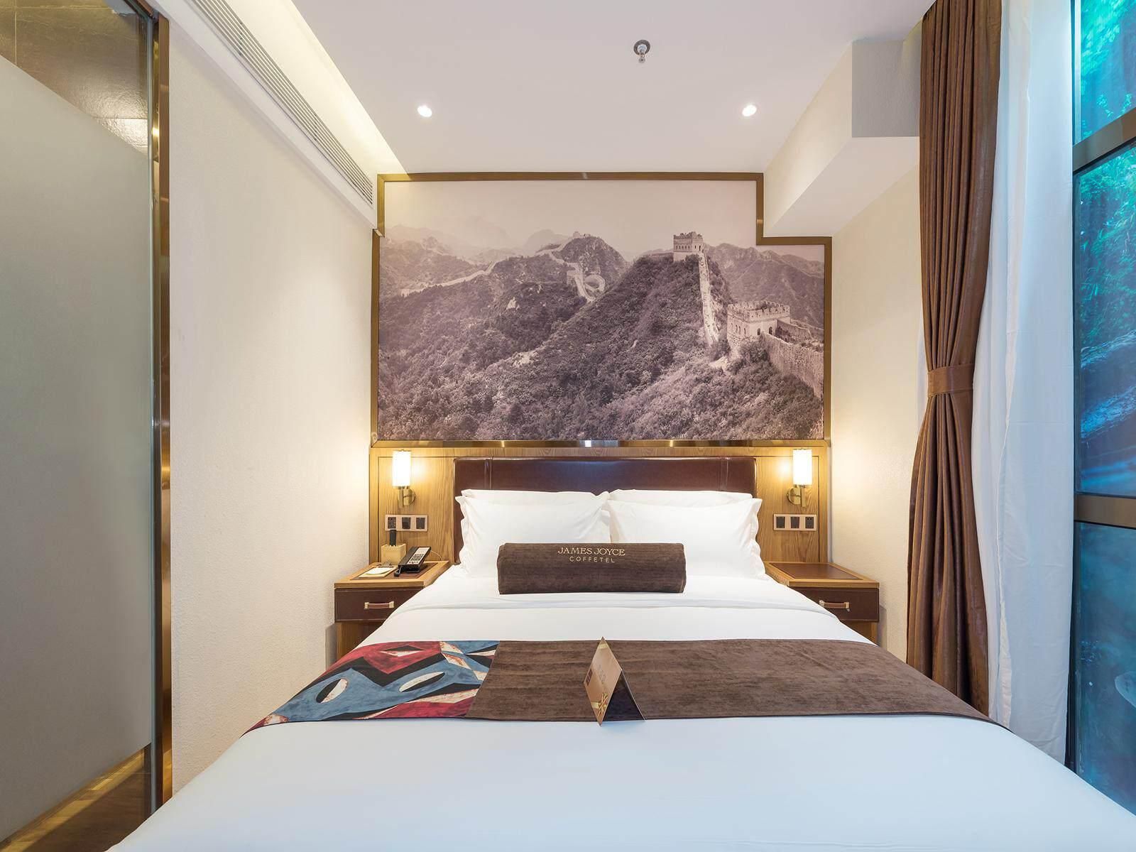 Standard - Queen Room