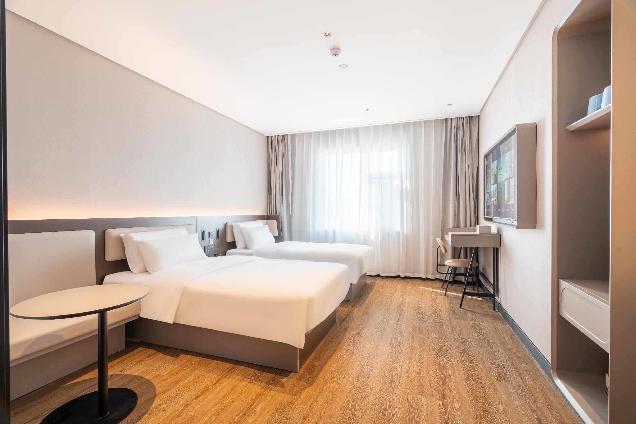 Twin Business Room