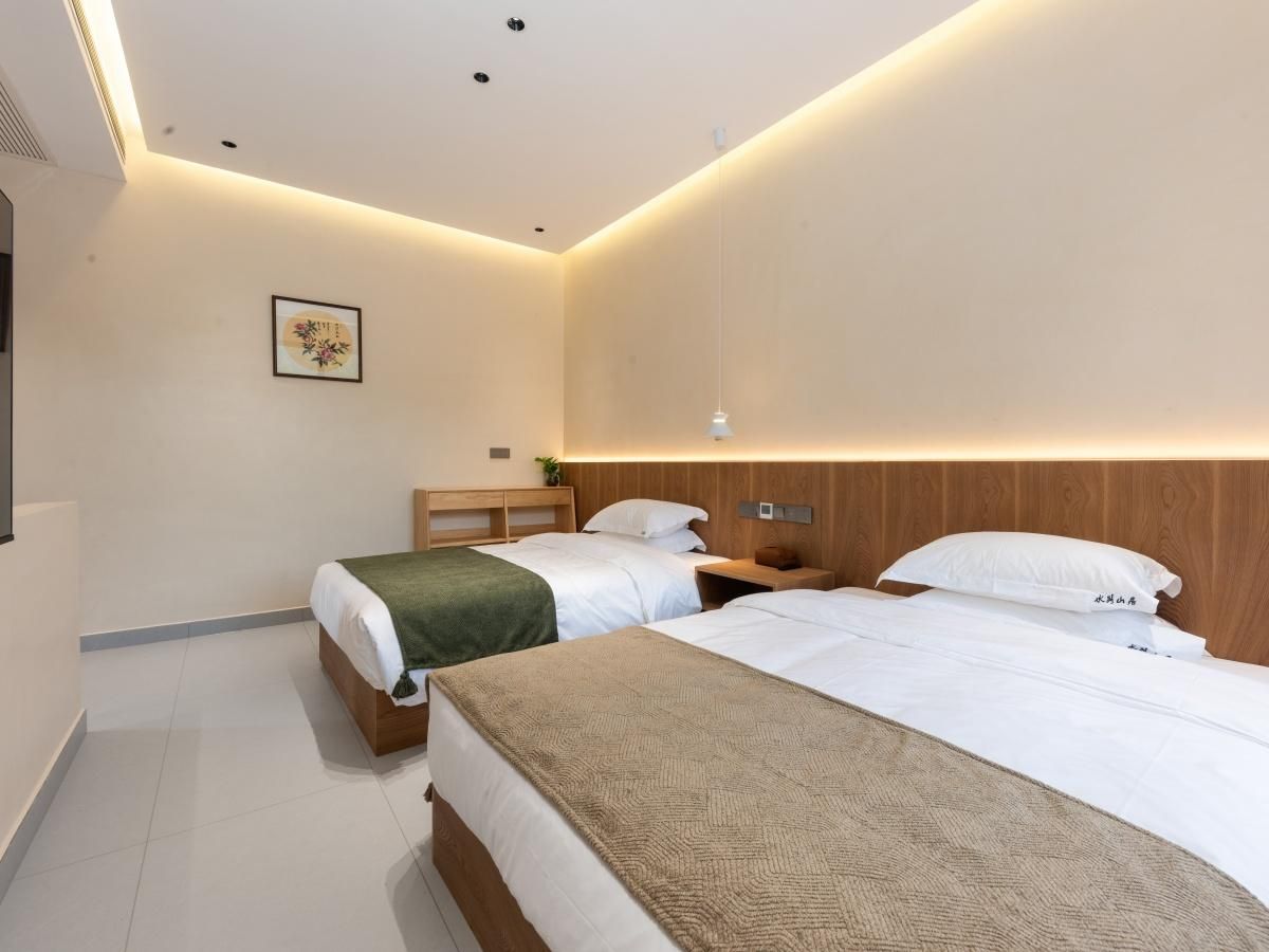 Building A Twin Room