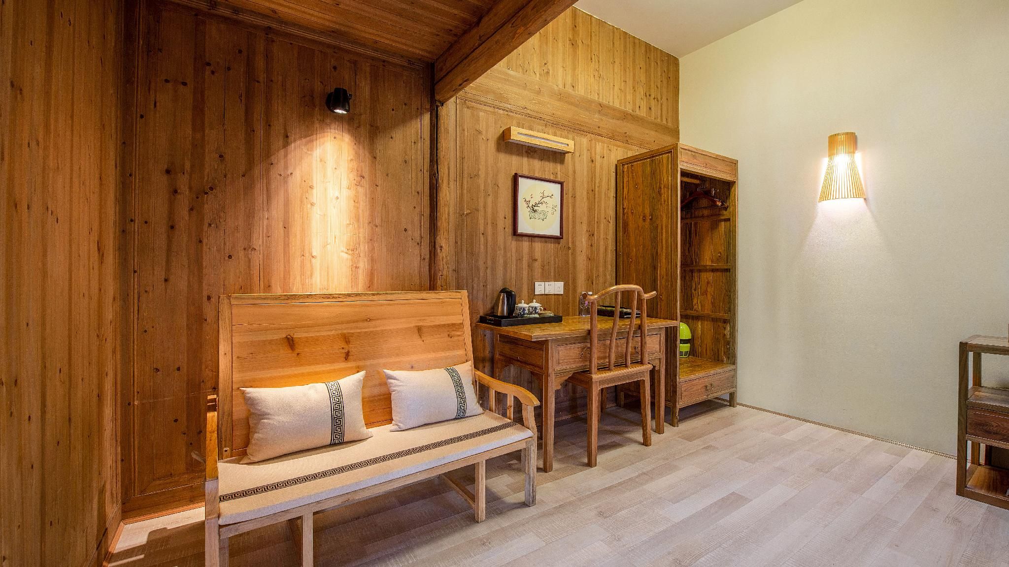 Suite Room
