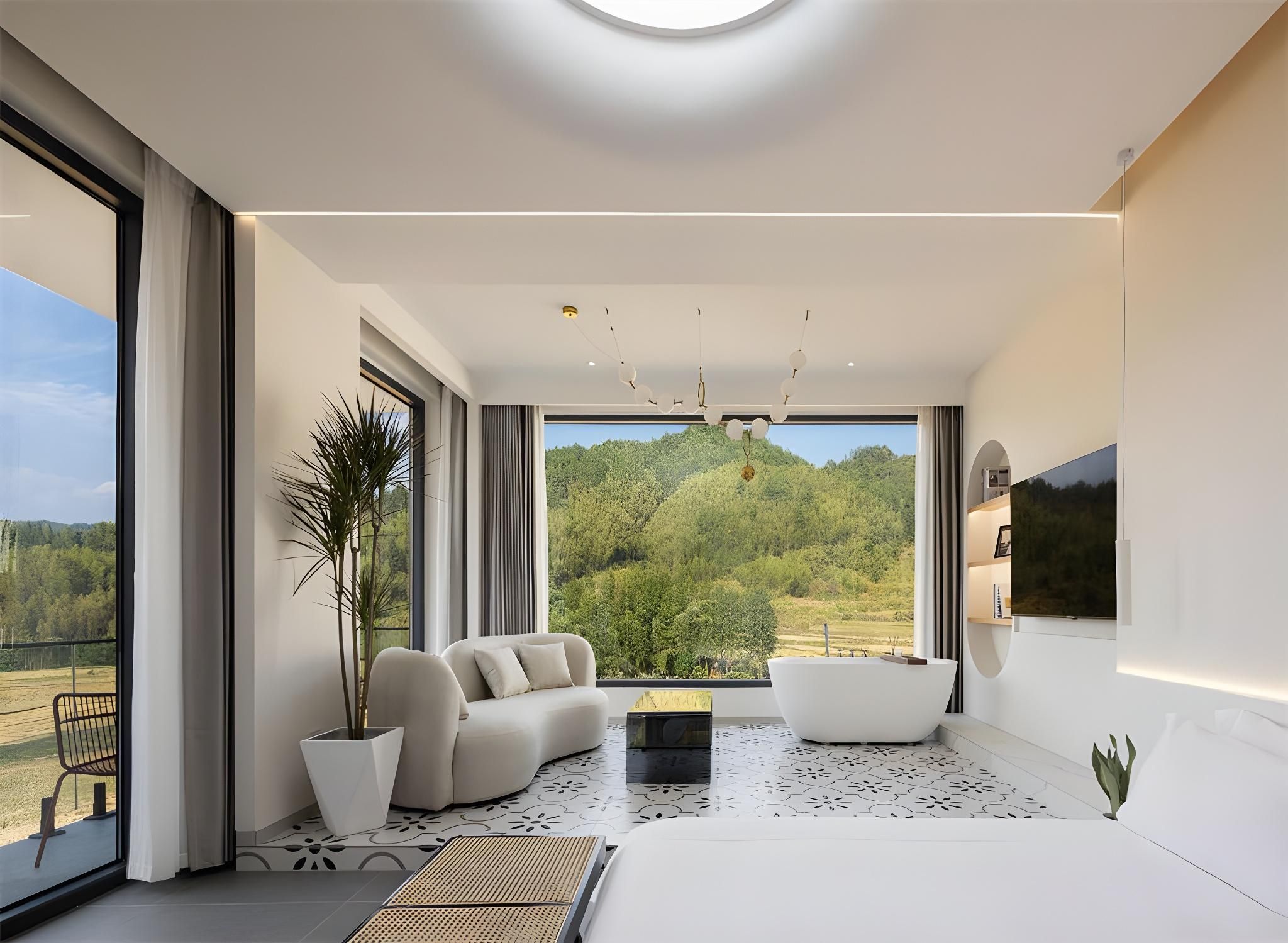 Suite with Bathtub