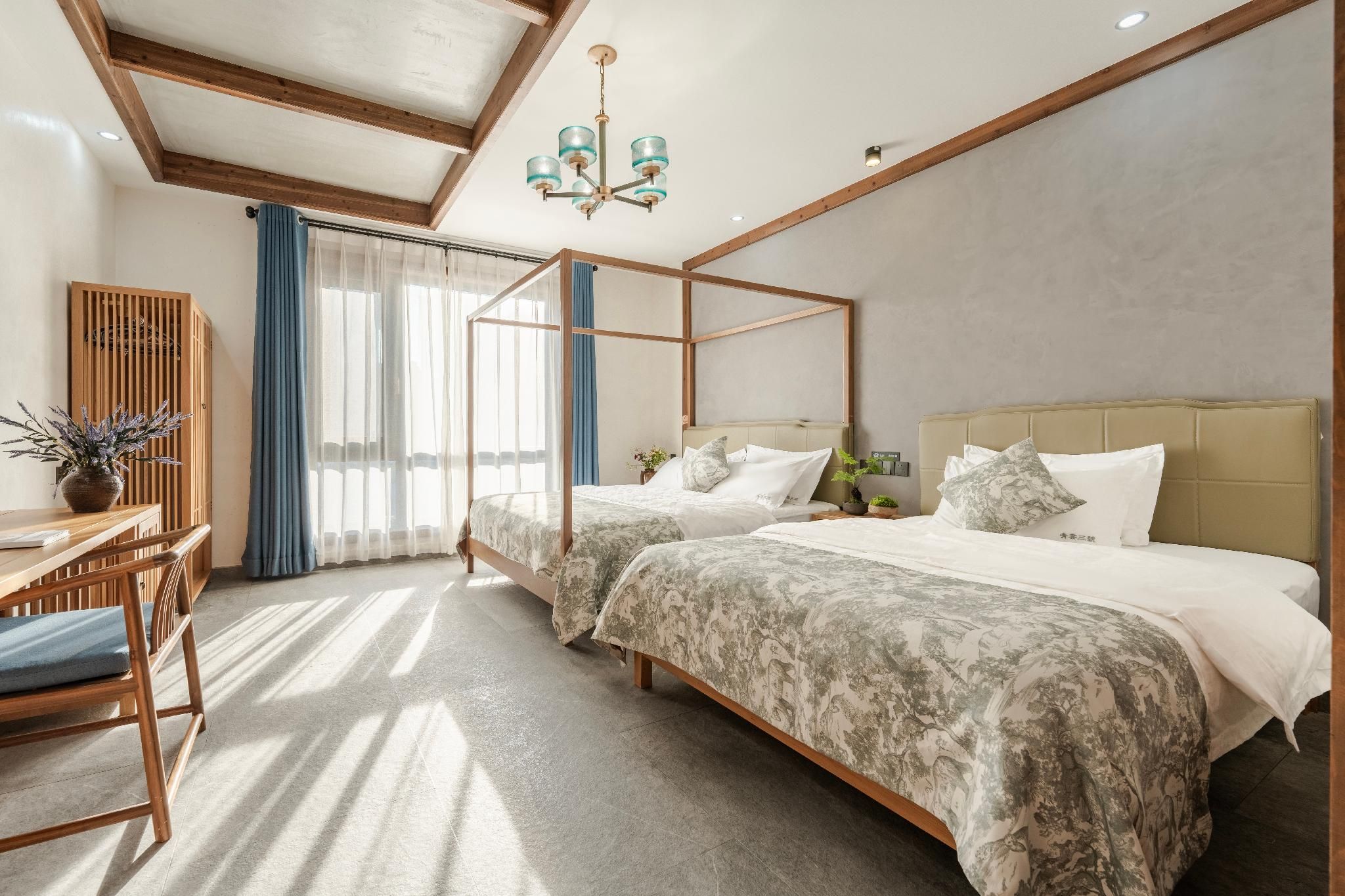 Family Room with 2 Double Beds