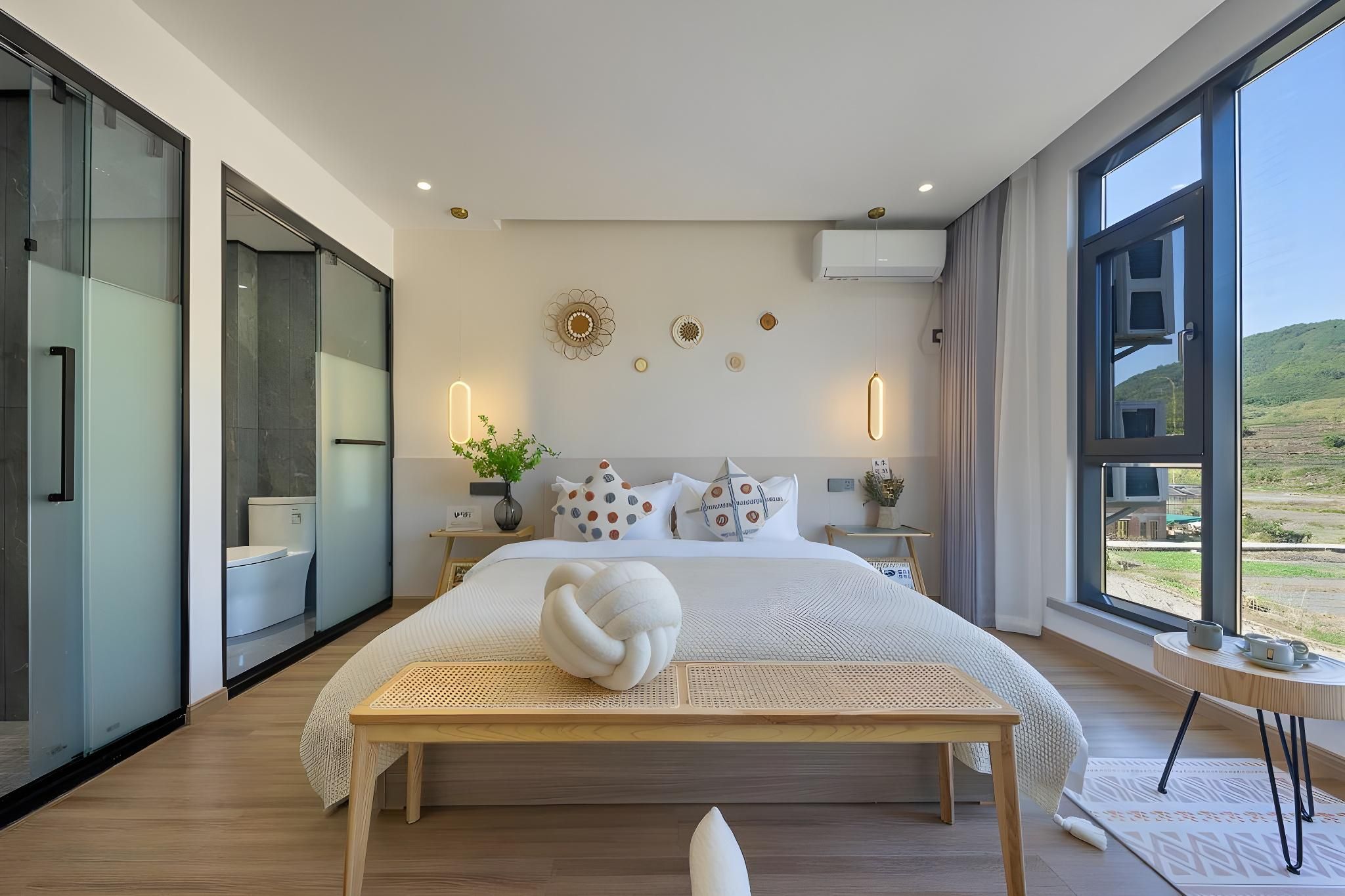 King Suite Room