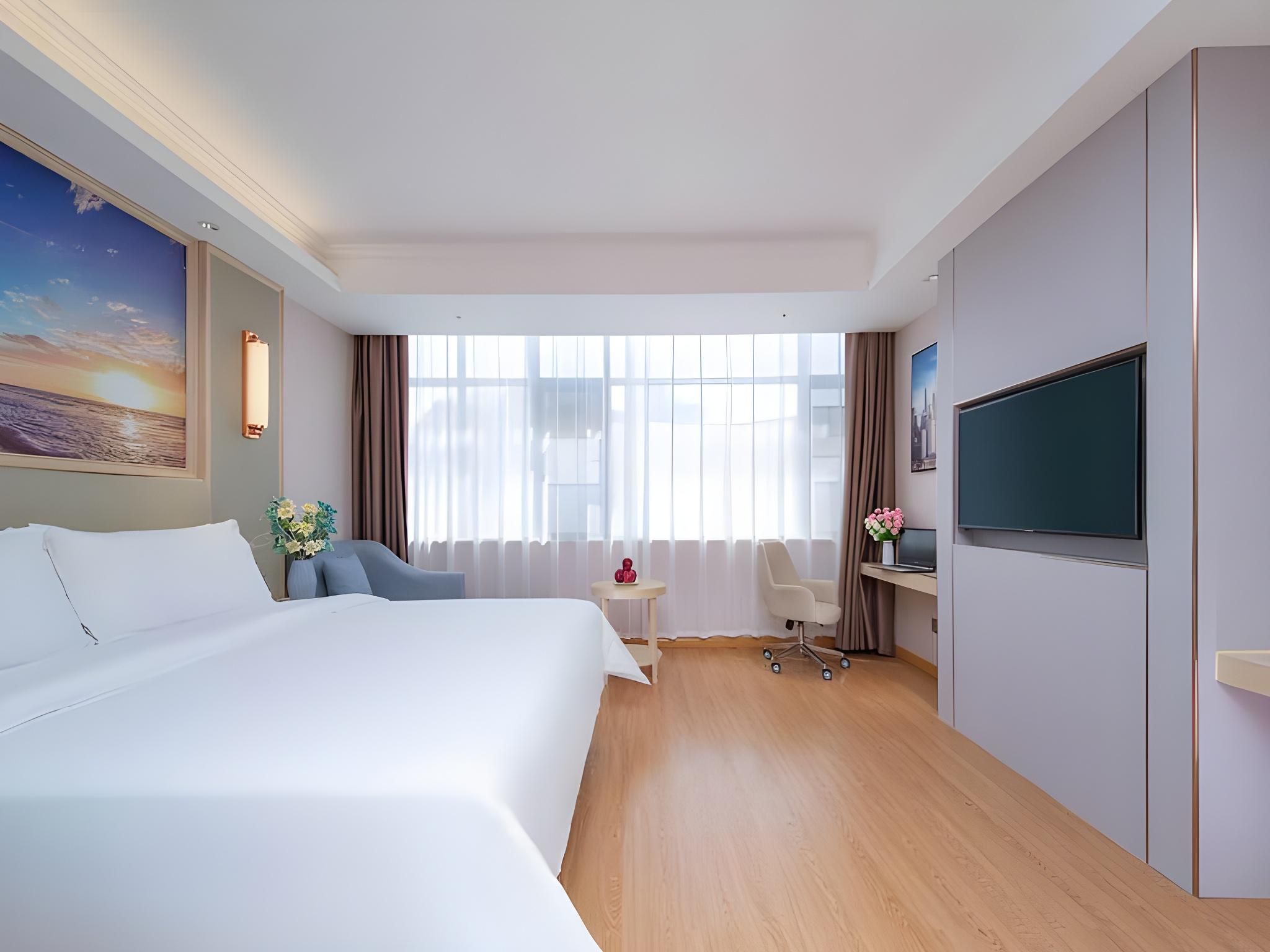 Business King Room