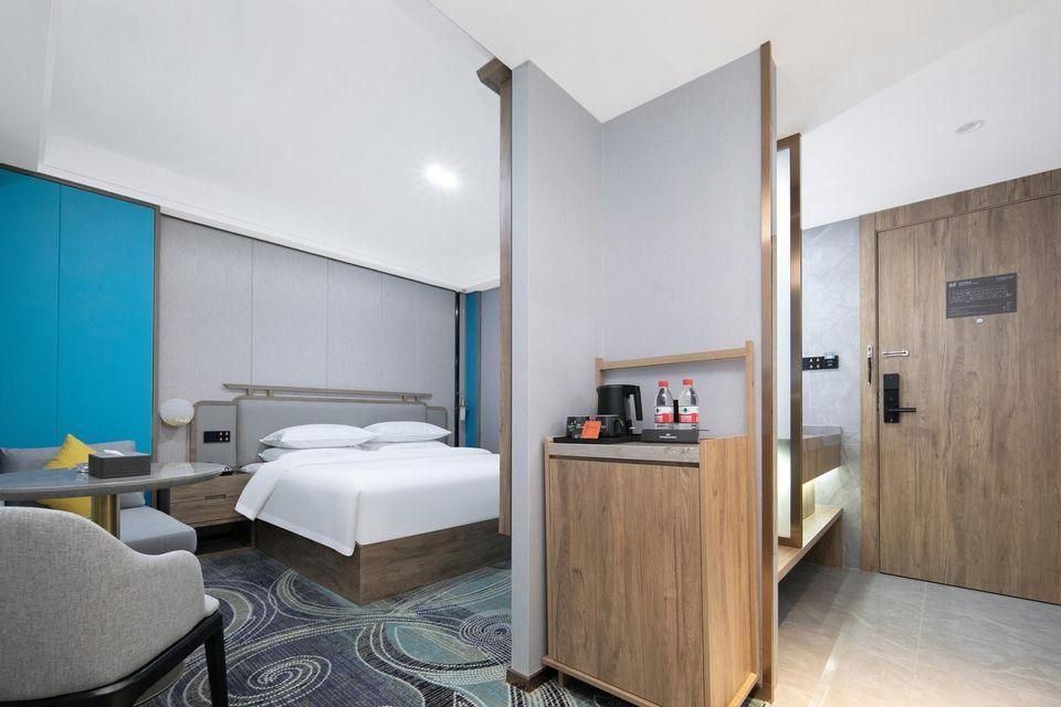 WH - Deluxe Bed Room
