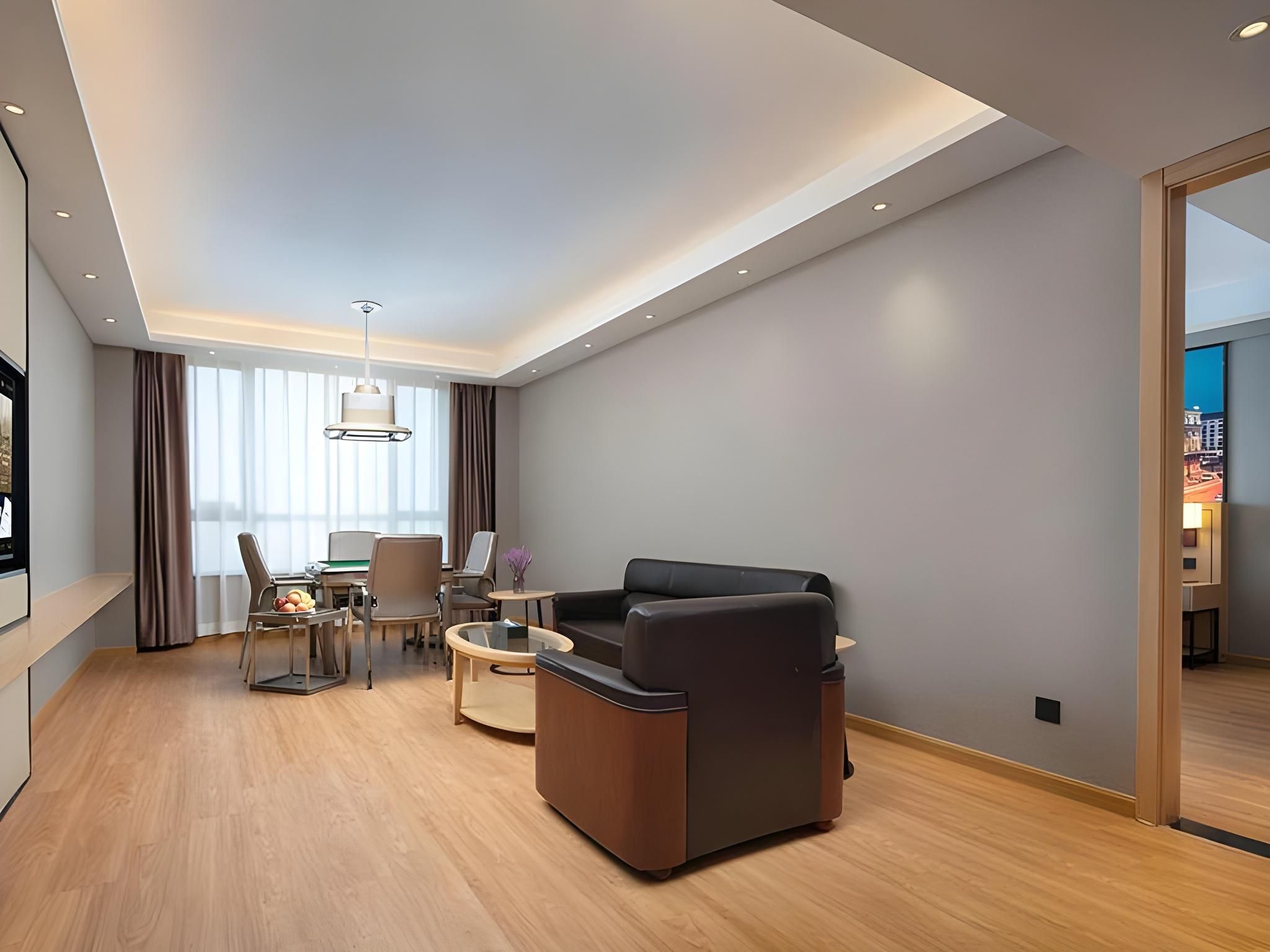 Deluxe Suite