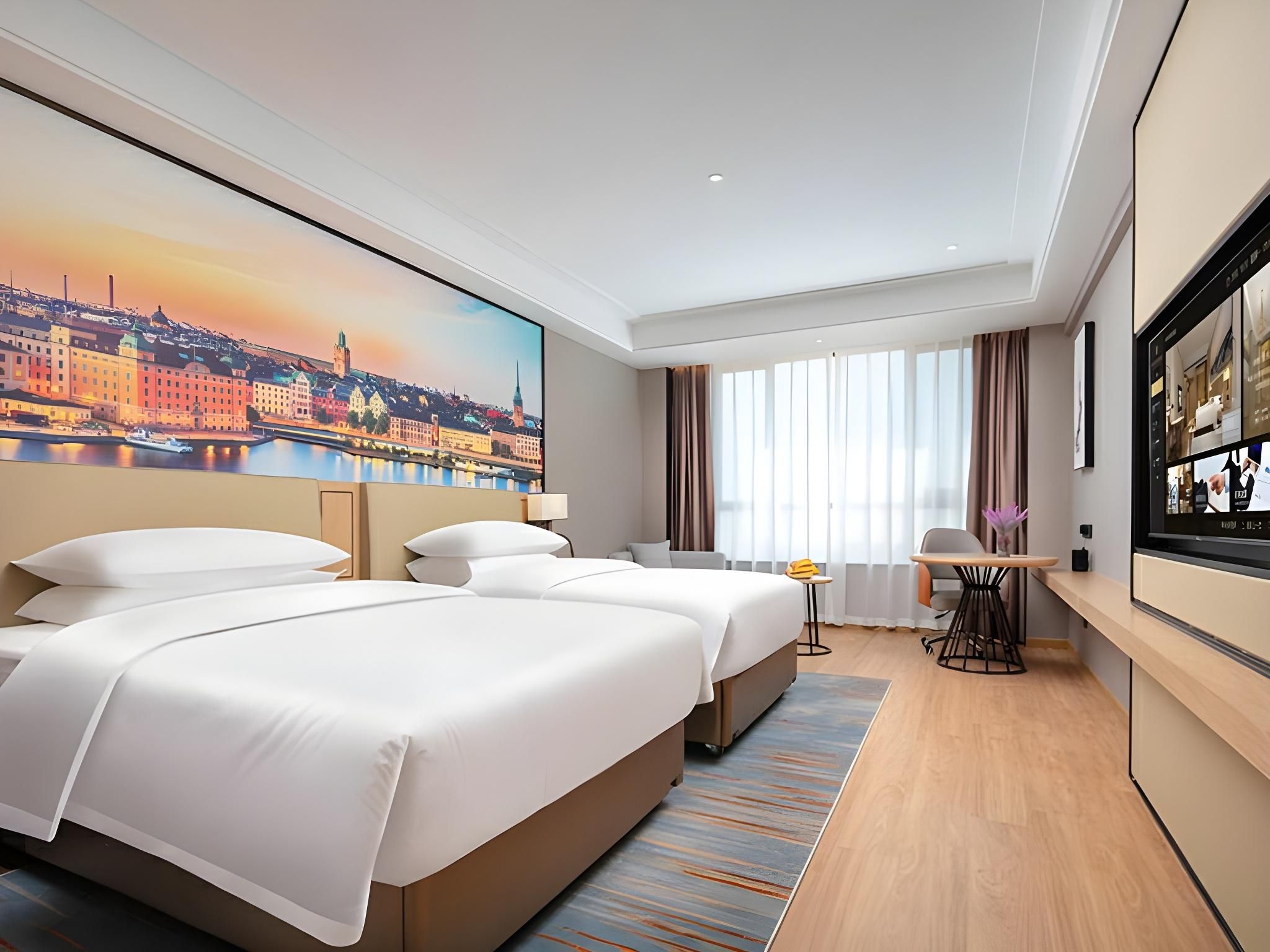 WH - Deluxe Room Twin