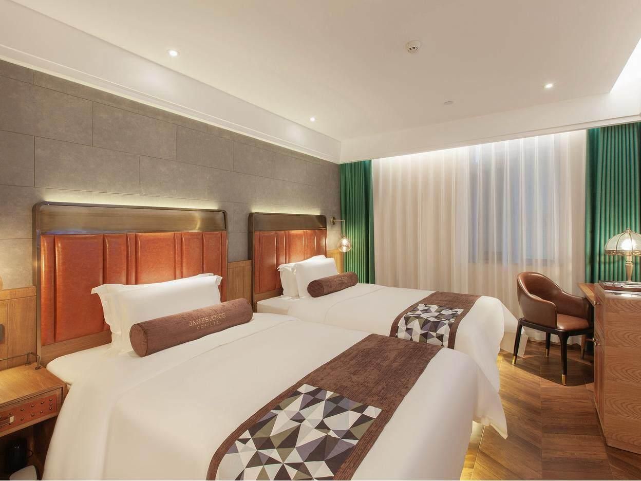 James Joyce Coffetel Xiangyang Ancient City Tanxi Road James Joyce - Chunxiang Twin