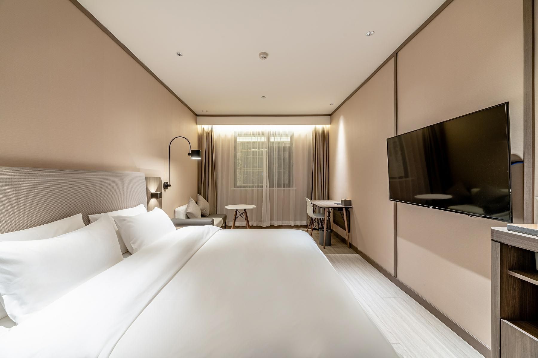 Huazhu - Superior BedRoom