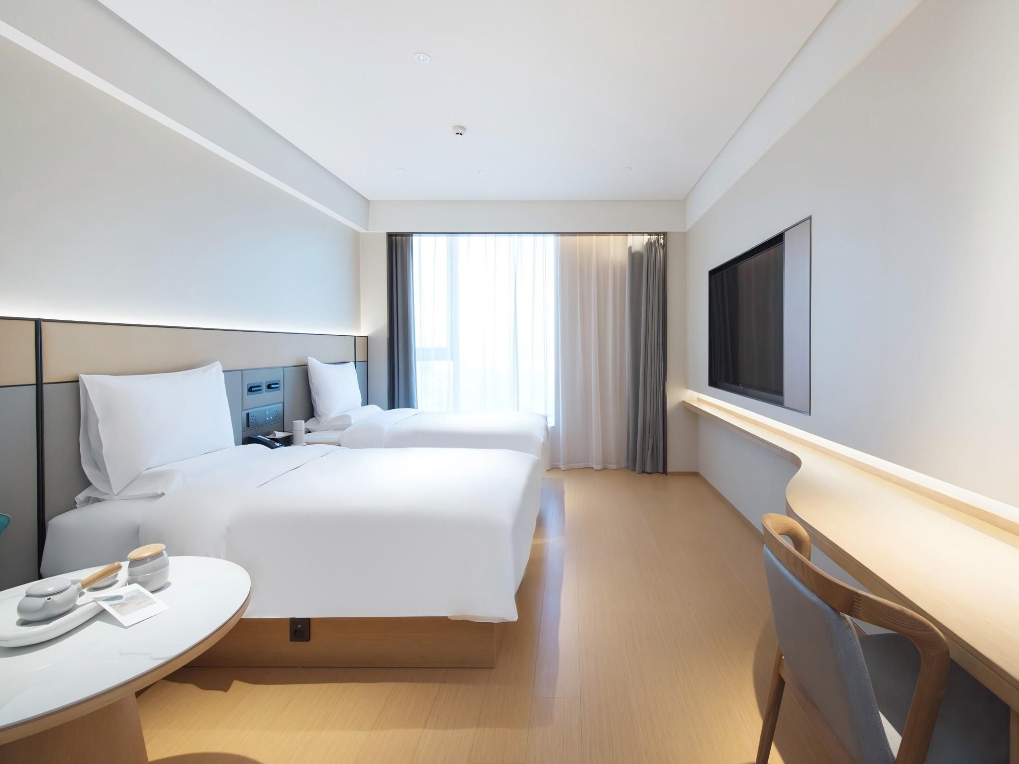 Twin Business Room