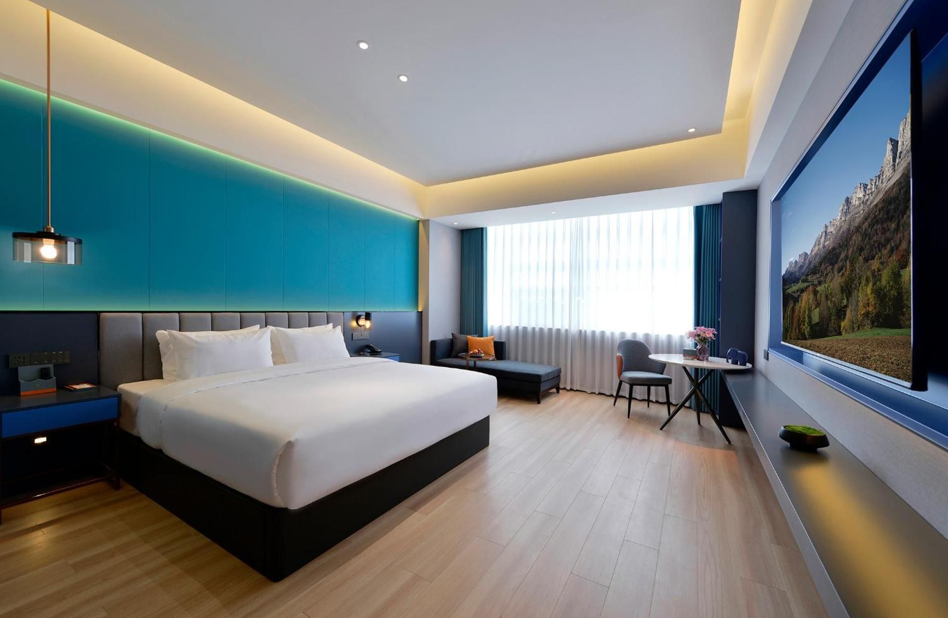 Double Room with View