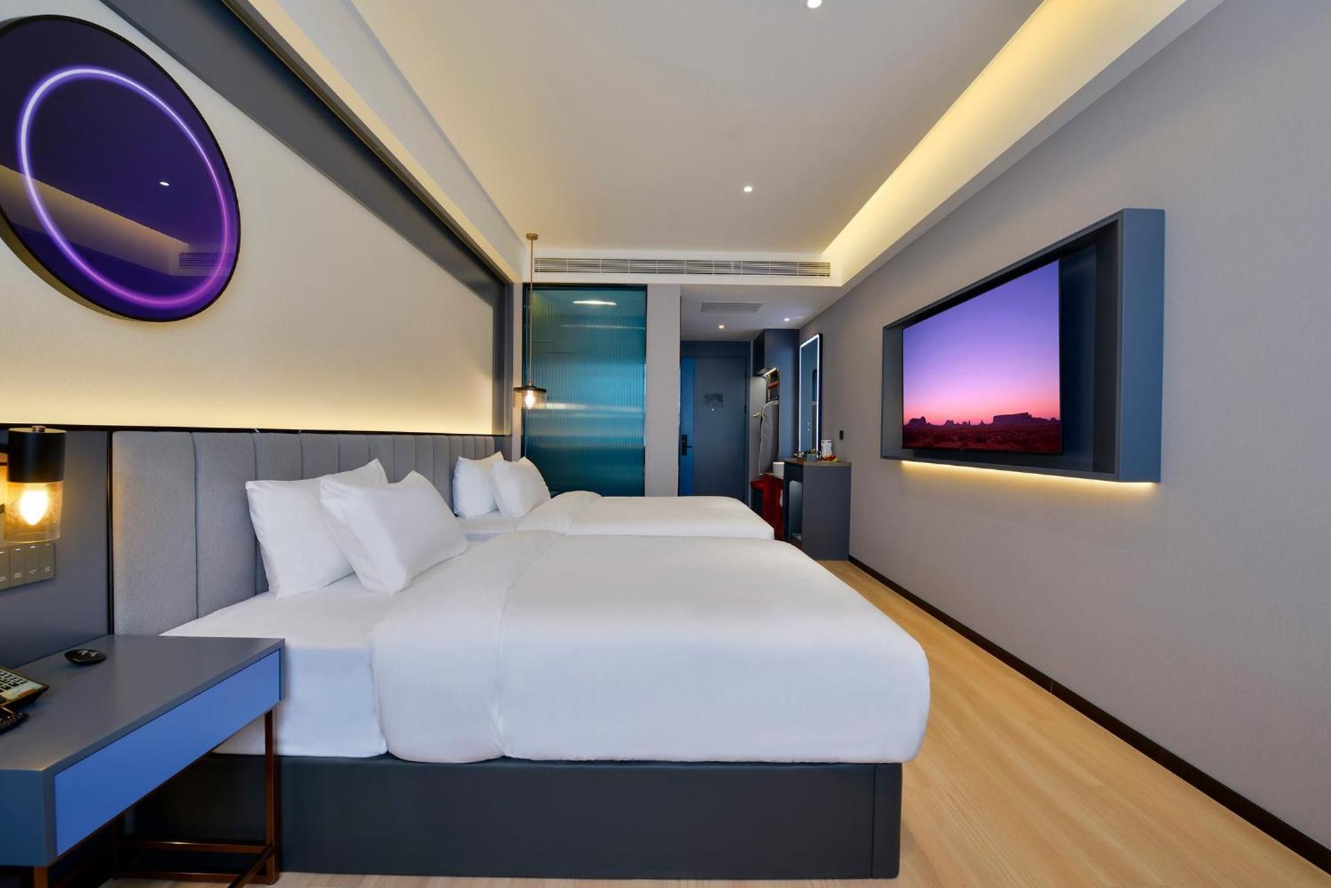 Twin Room with View