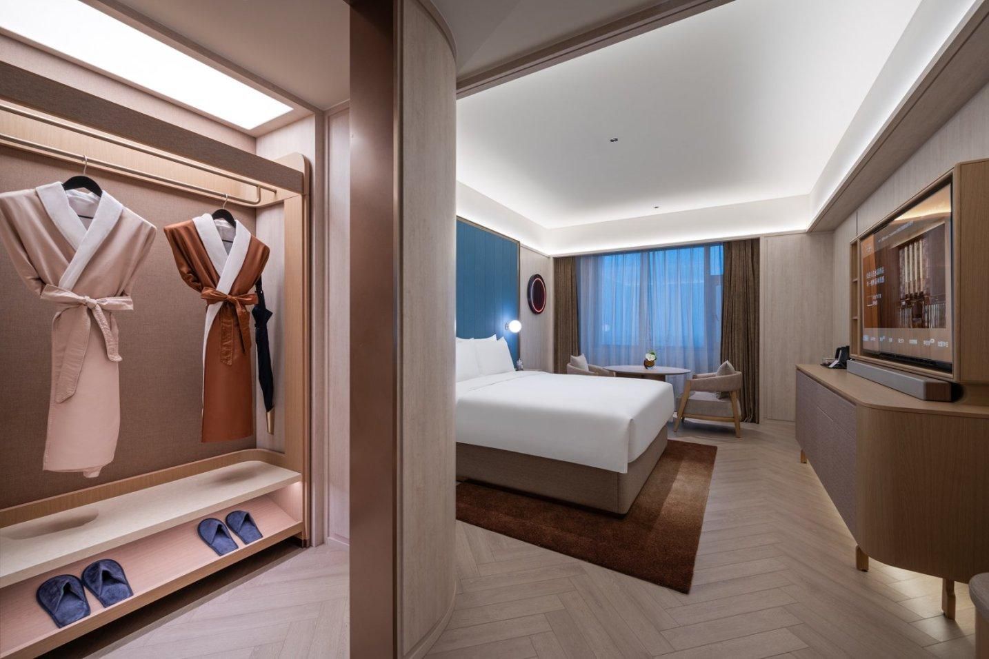 Huazhu - Executive Bed Room