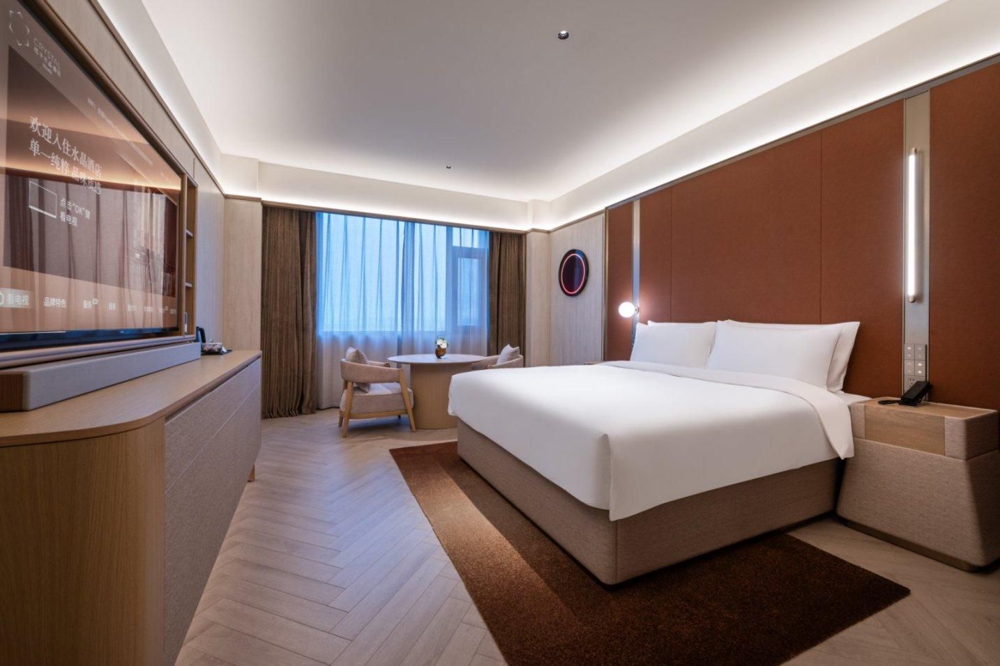 Deluxe Room Queen
