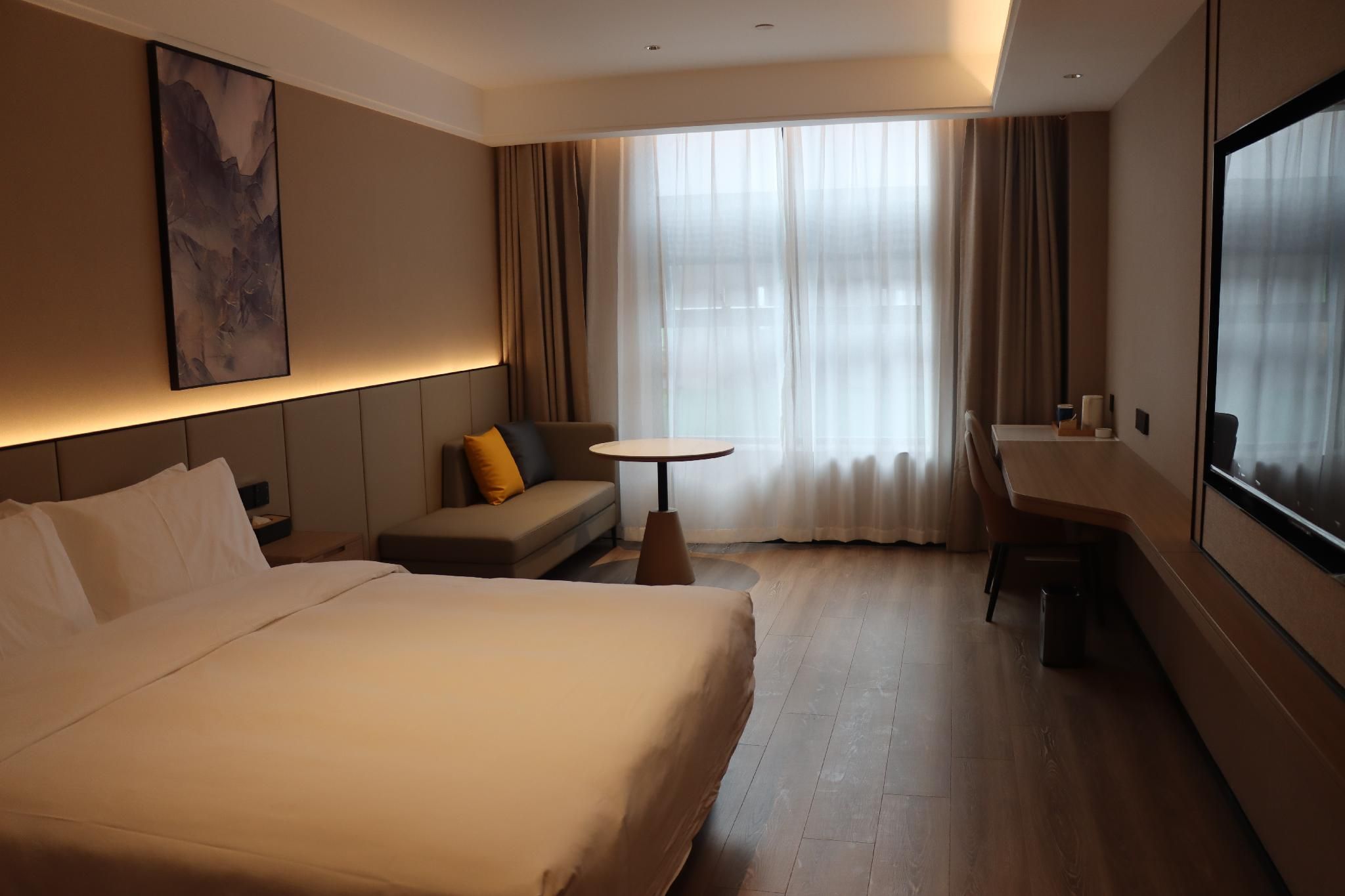 Huazhu - Superior BedRoom