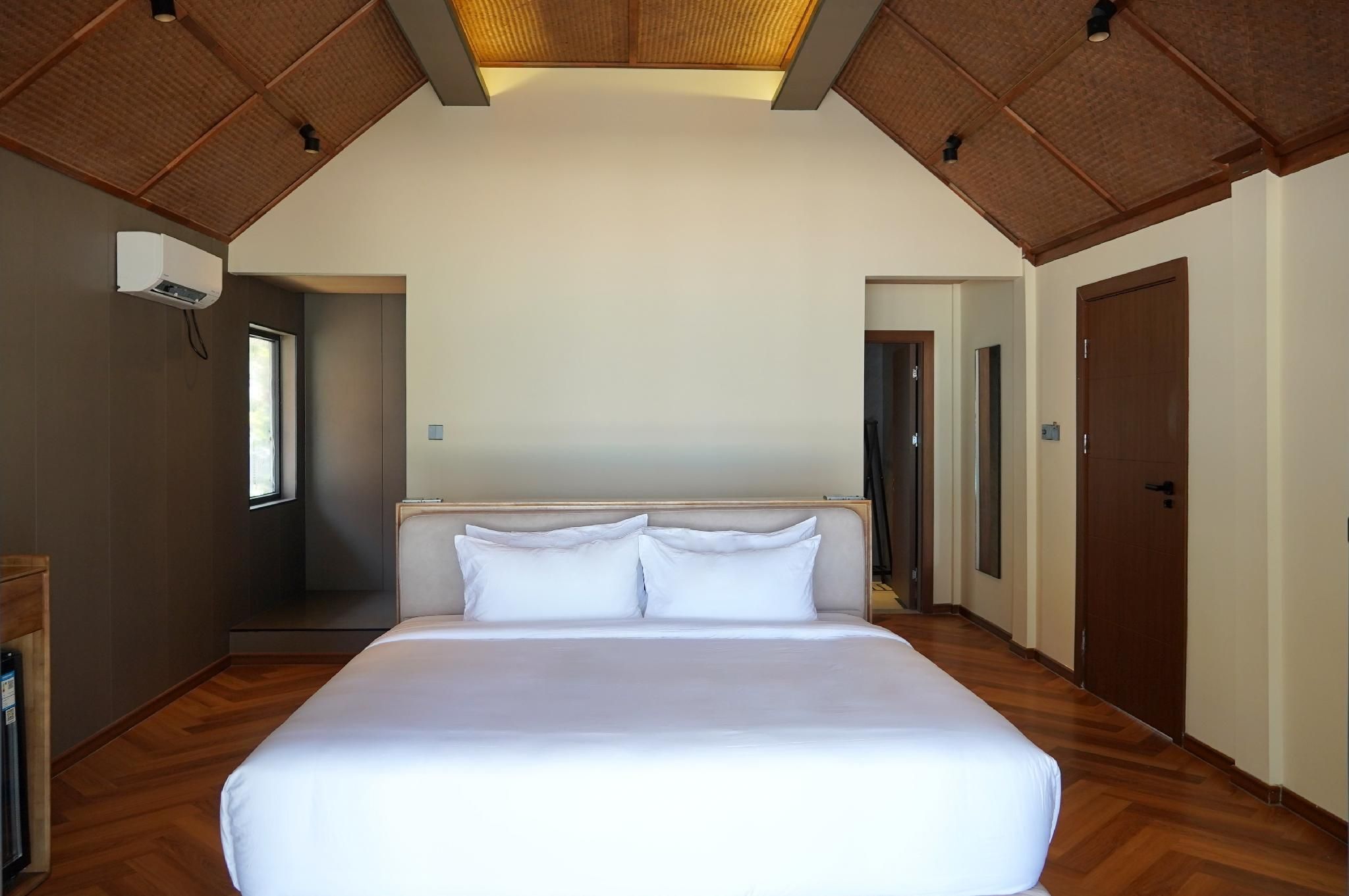 PERIDOT BY-THE-SEA @ REDANG Premium Courtyard Villa