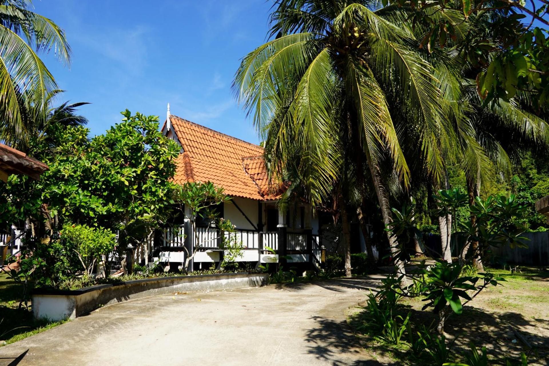 PERIDOT BY-THE-SEA @ REDANG Garden Suite