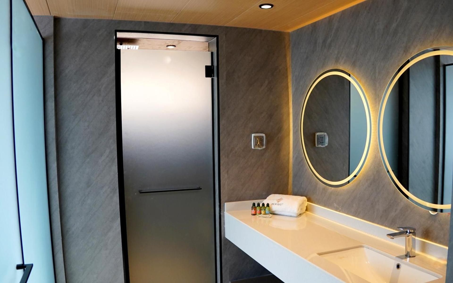 PERIDOT BY-THE-SEA @ REDANG Garden Suite 3