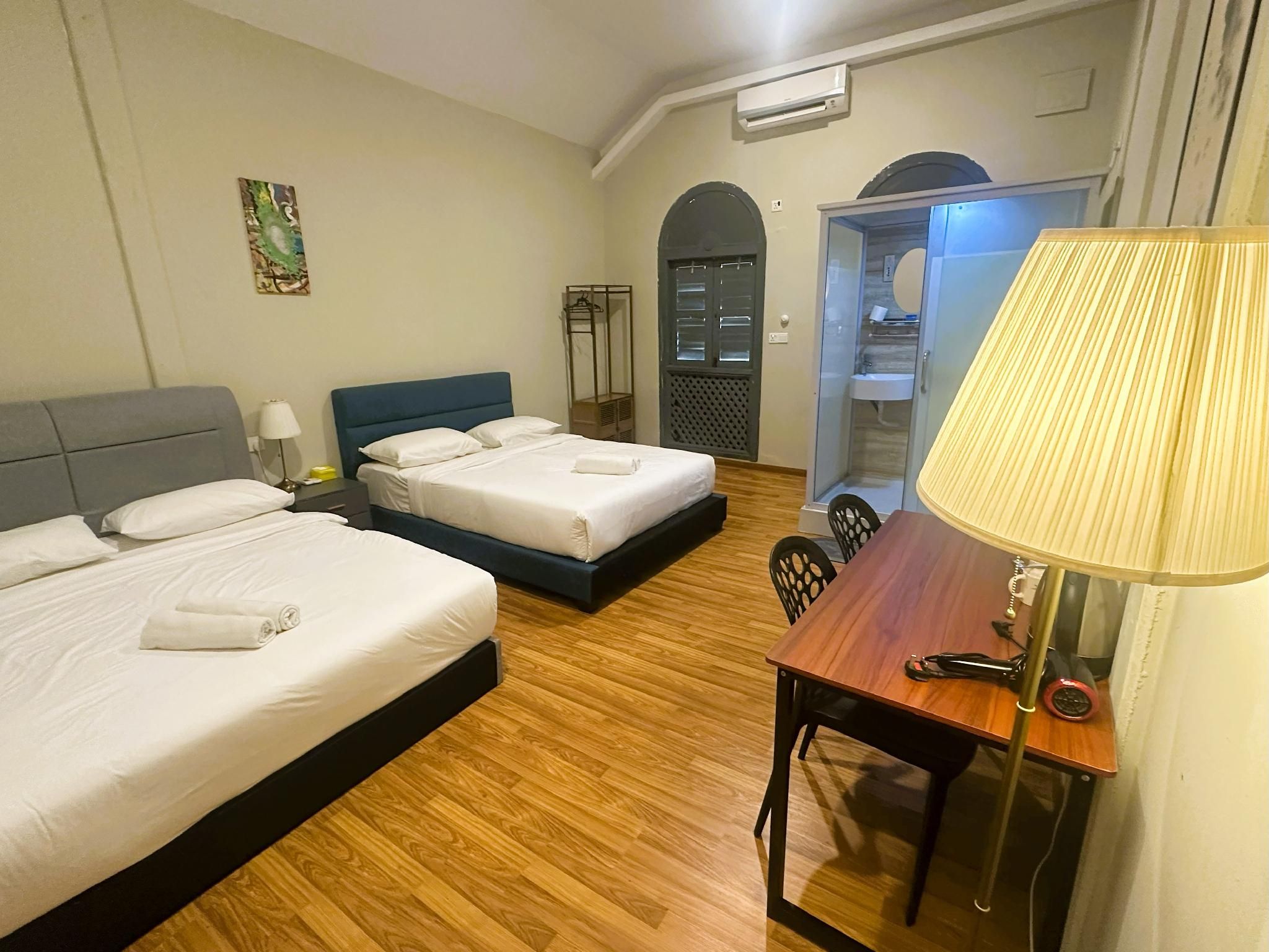 Economy Quadruple Room