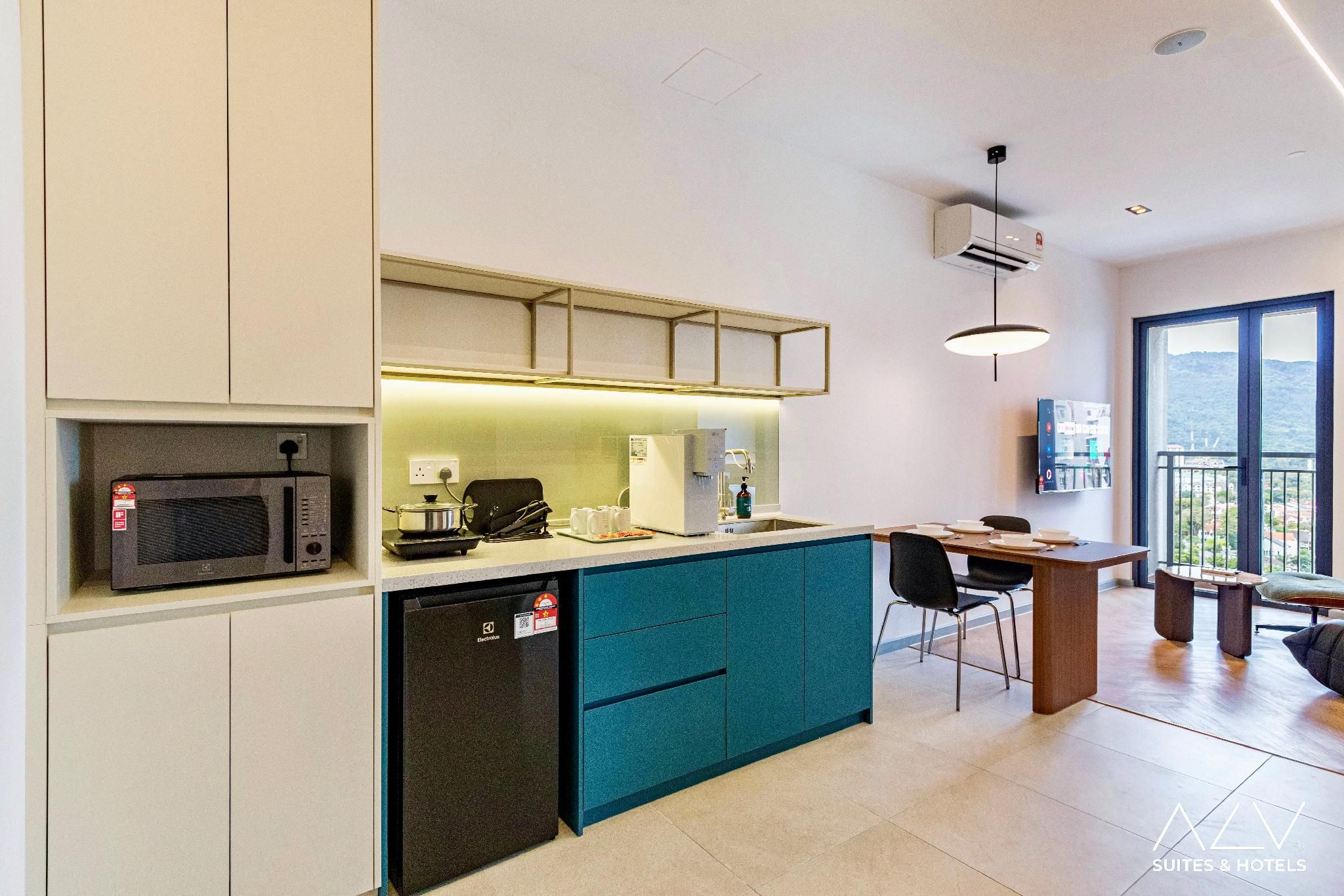 2 Bedroom Deluxe Suite