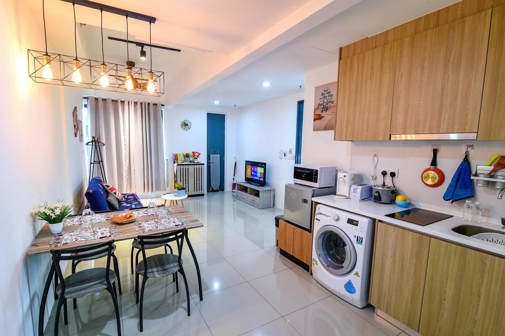 One-Bedroom Apartment