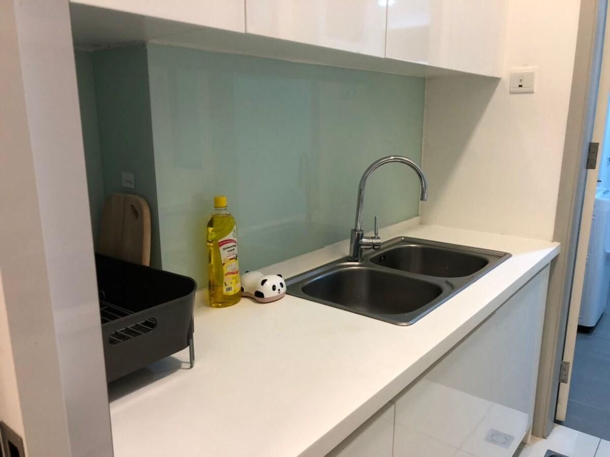 UN1 13 Home Bathtub Seaview Georgetown gurney 无敌海景
