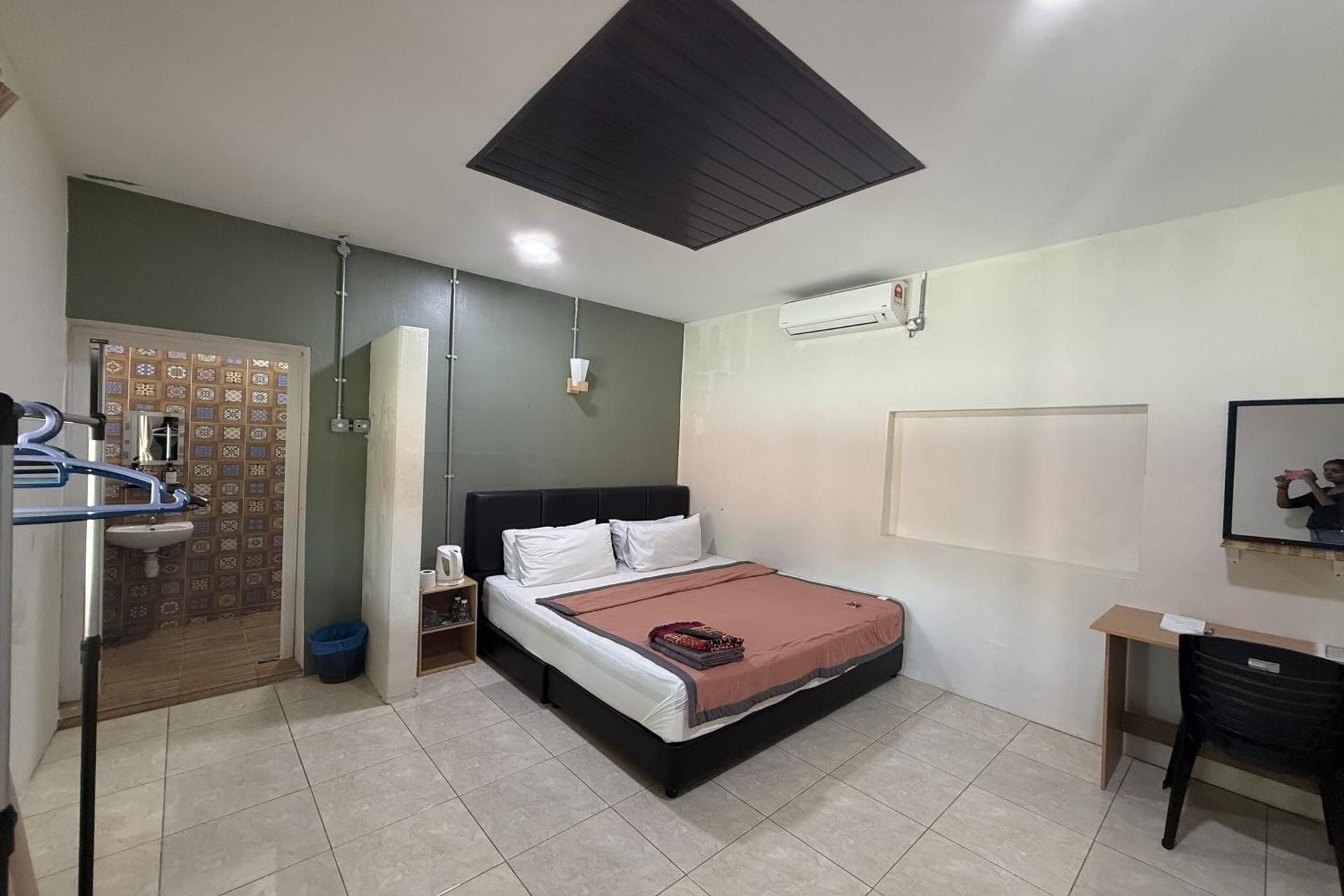 Double Room 2