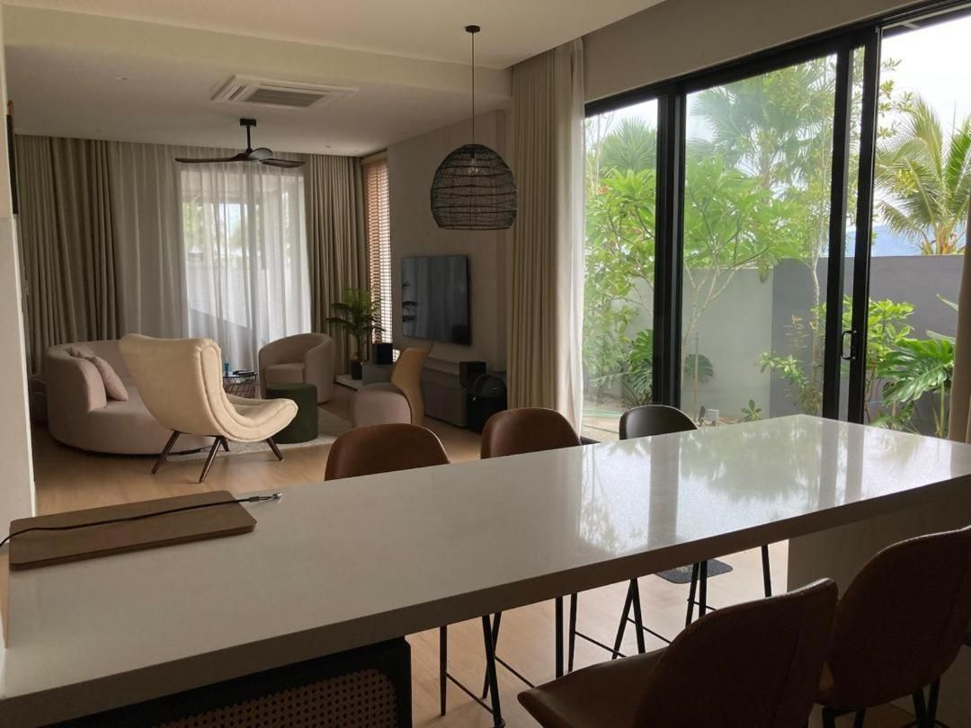 Deluxe Double Room with Balcony and Sea View
