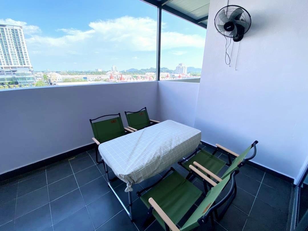 Jovial 3RoomSuite(Near swimming pool)8pax@Metropol