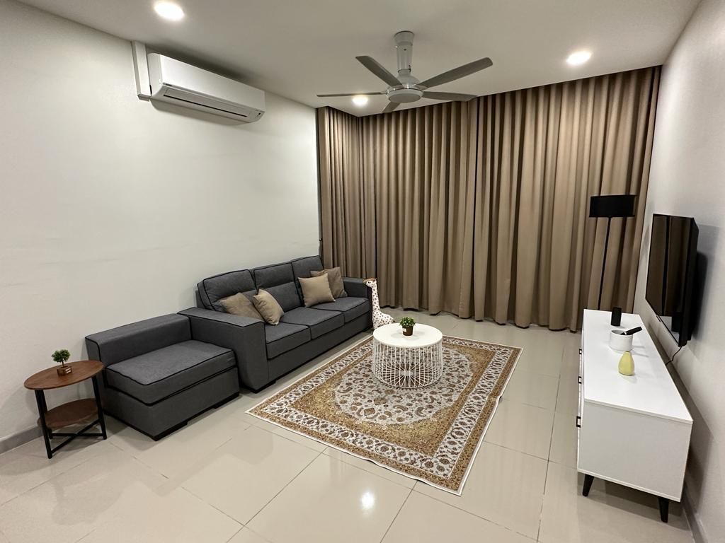 Lily Homestay WITH POOL Ladang Tanjung