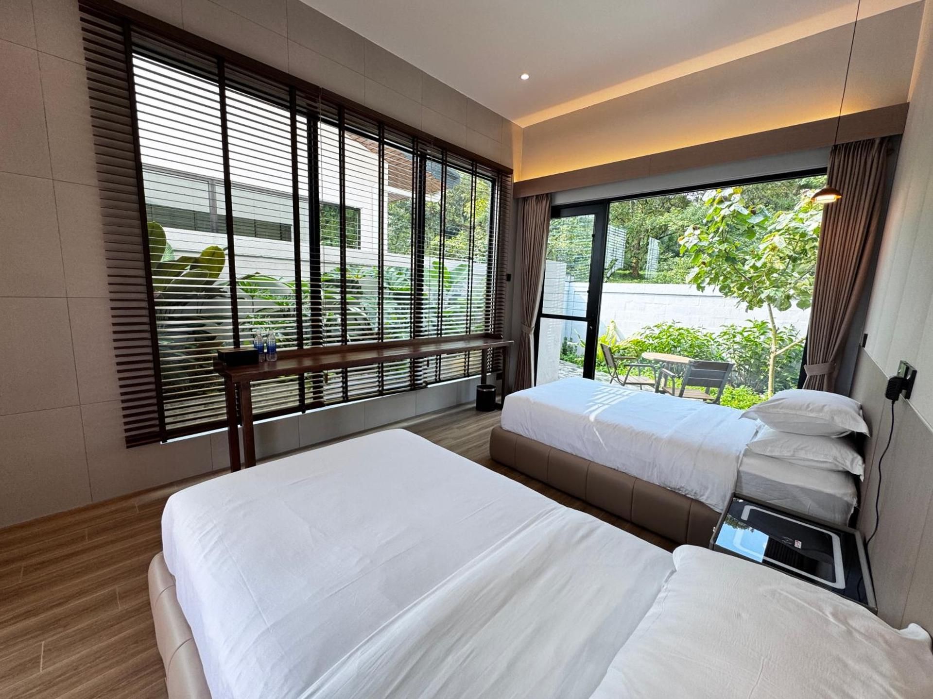 Superior Twin Room with Garden View
