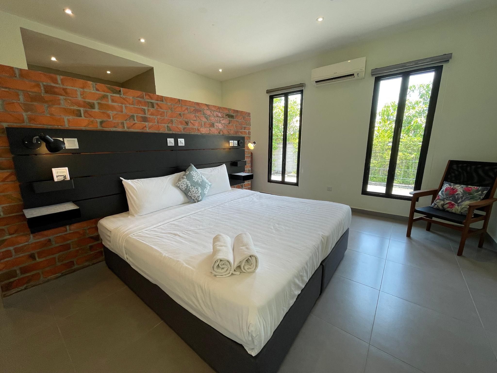 Grand Pool Villa