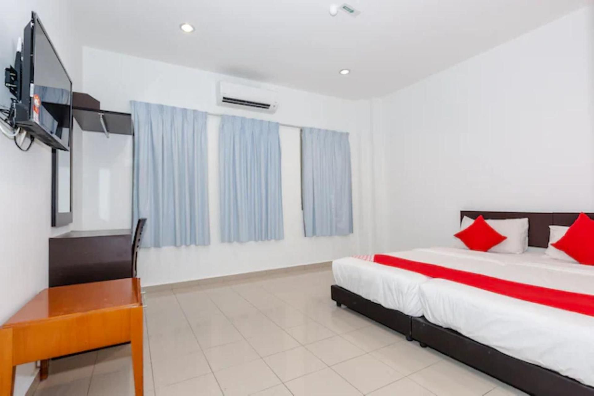 Superior Triple Room