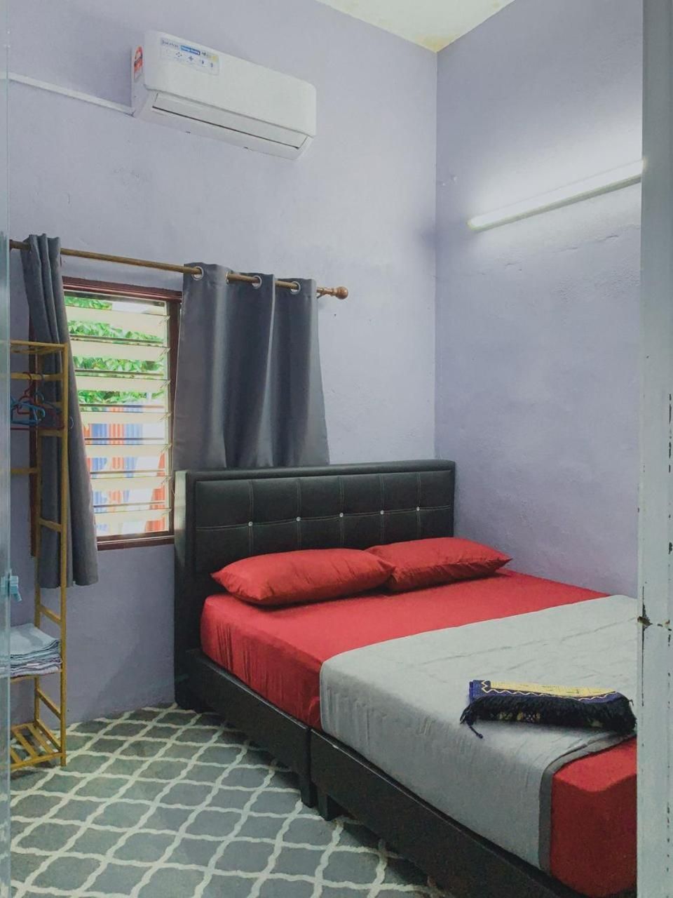 Capital O 91153 Chalet Dusun Duriyan Three-Bedroom Deluxe Apartment