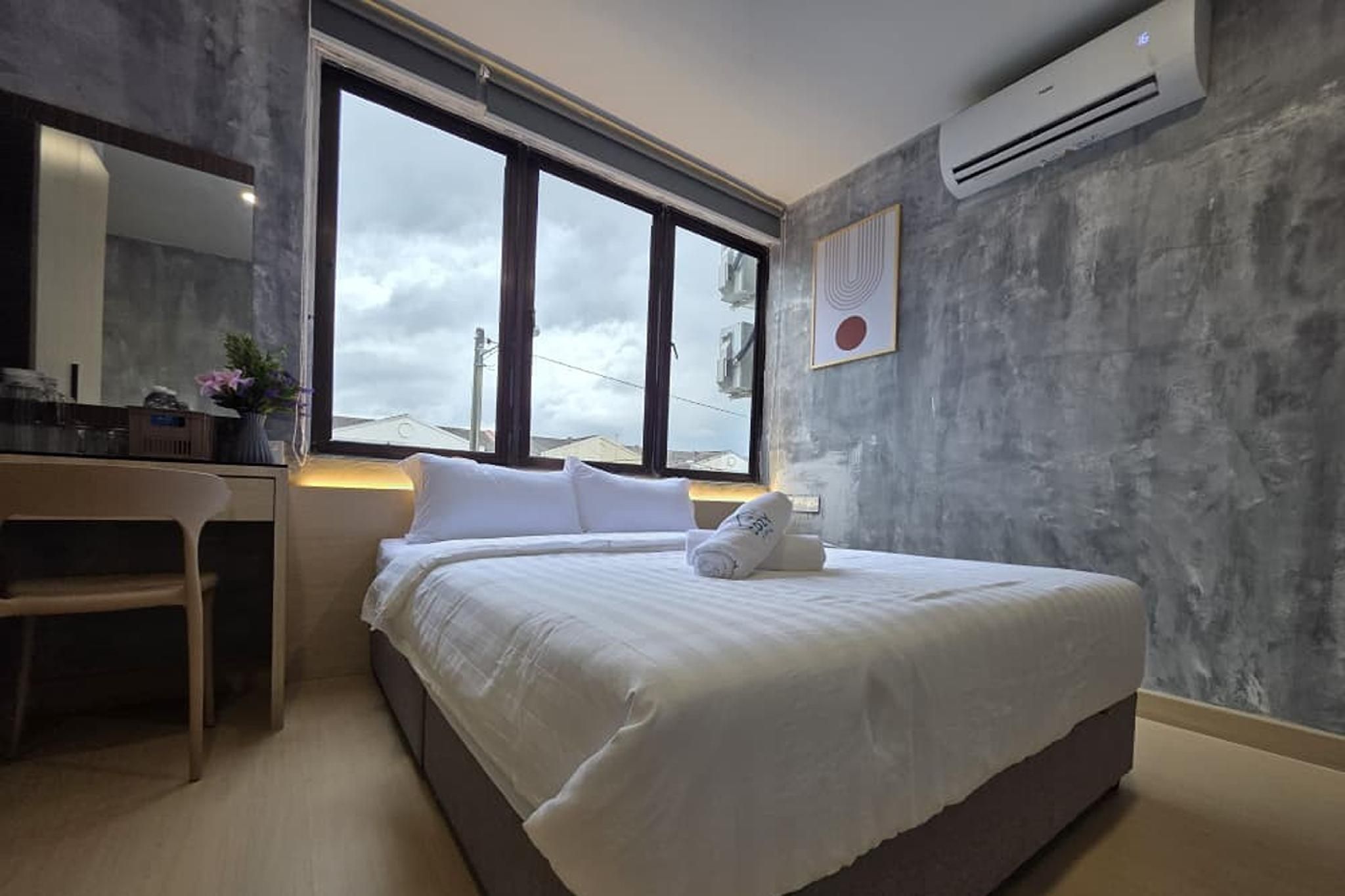 Double Room with Window