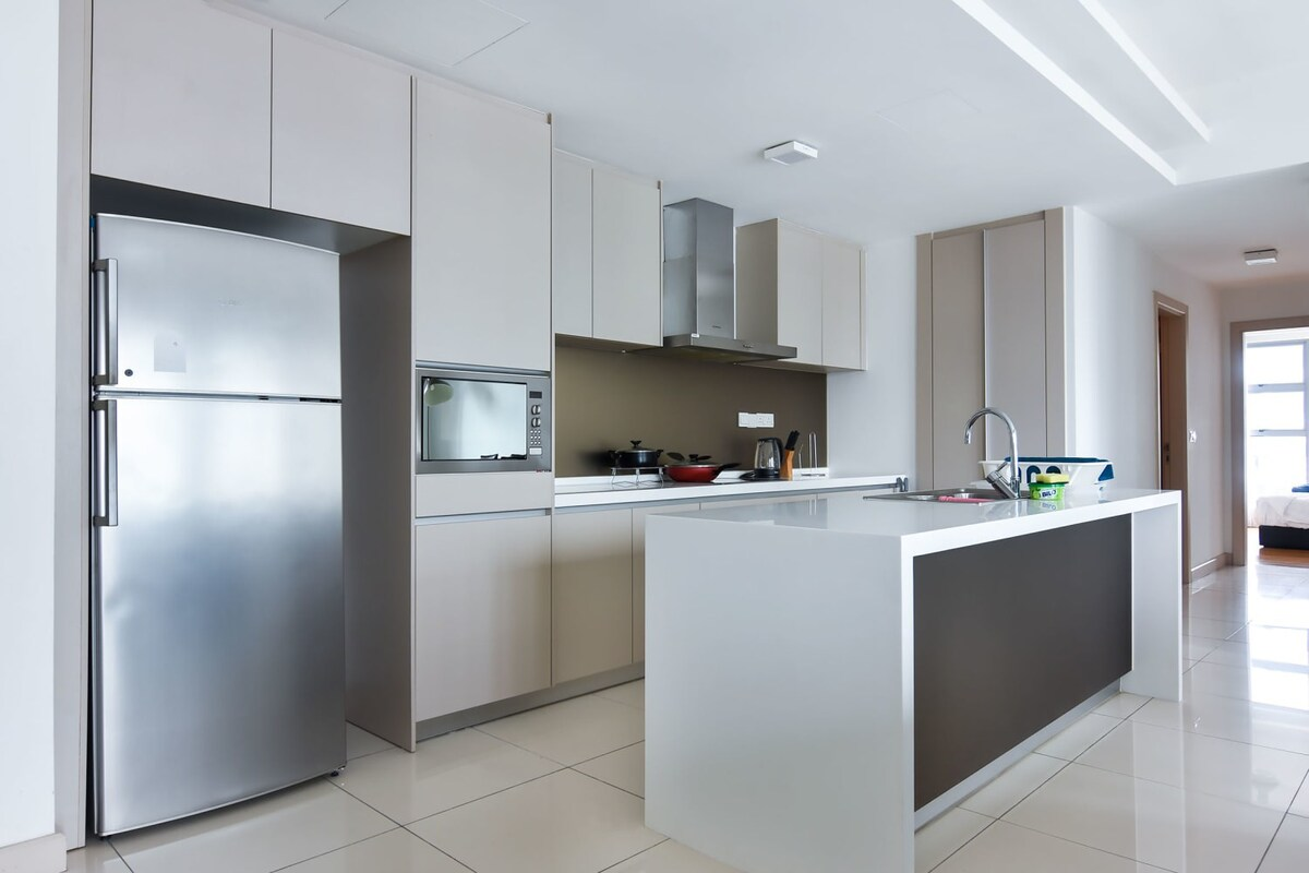 3 Bedroom Apartment, City view