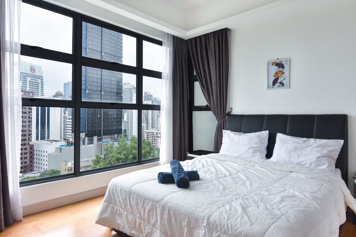 3 Bedroom Apartment, City view