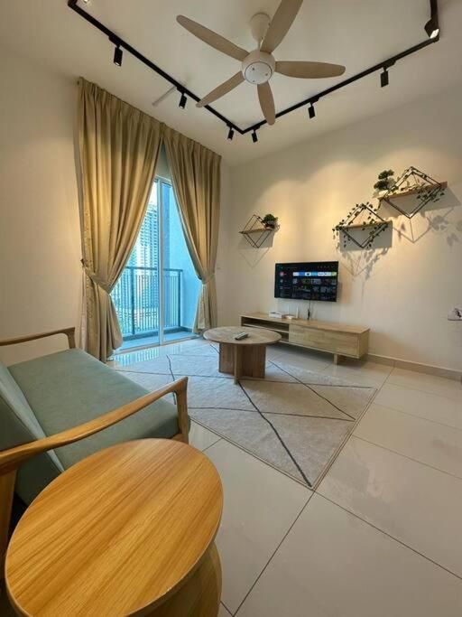 Standard condo 3 bedroom
