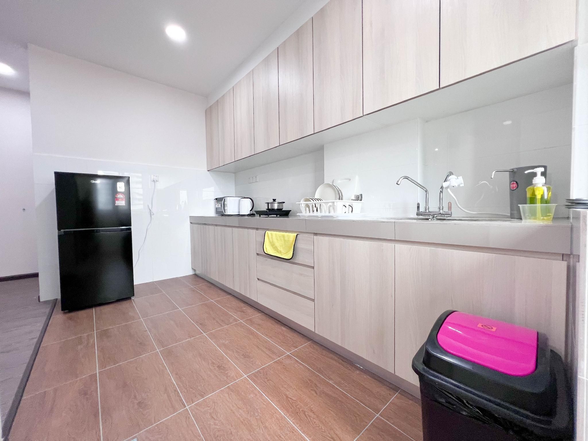 MH Maison DeluxeFamilySuite JalanGombak 13