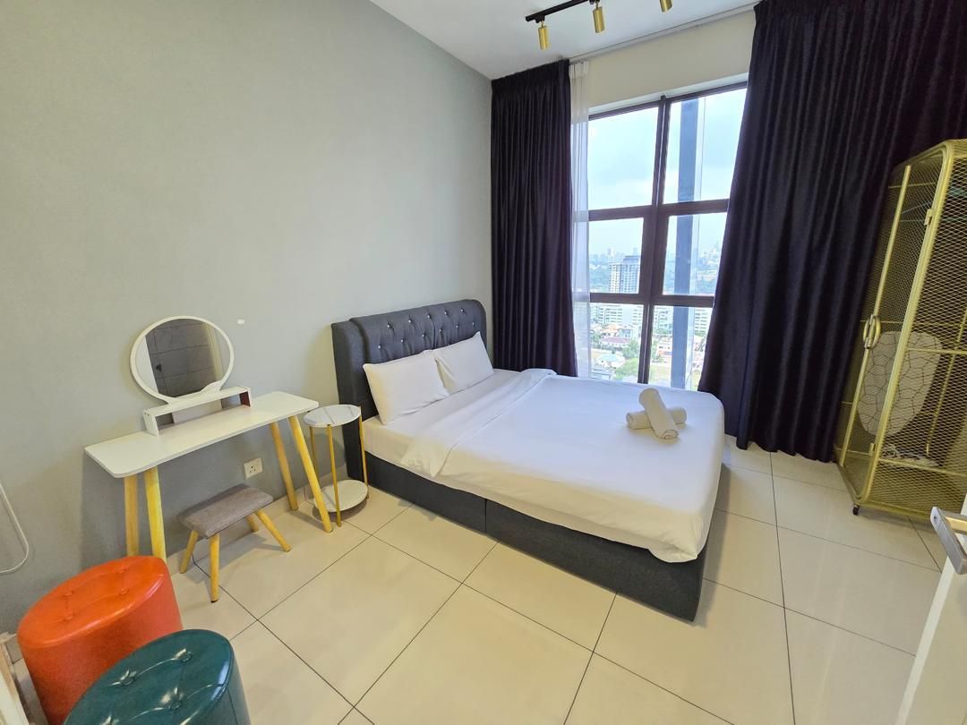 Deluxe Twin Room Type A